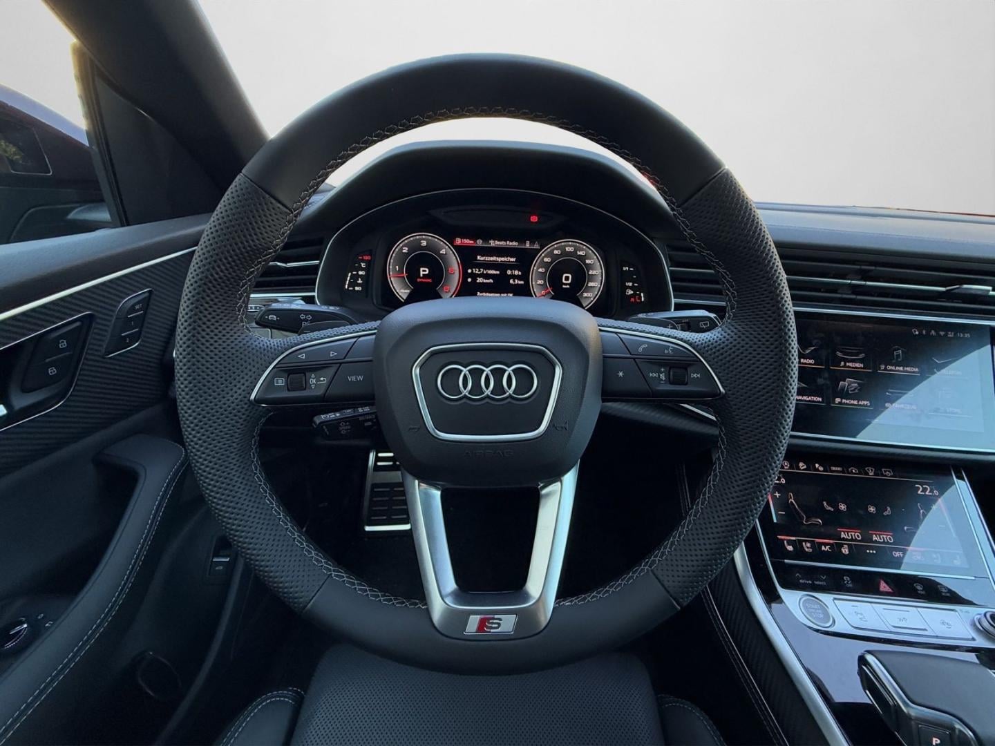 Bild über Audi Q8 SUV 50 TDI quattro tiptronic - für weitere Informationen kontaktieren Sie den Audi Partner