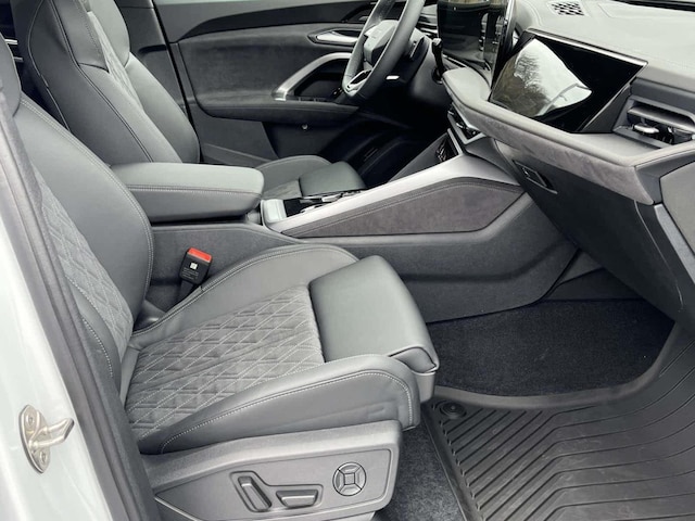 2025 Audi SQ5 Premium Plus - Photo 21