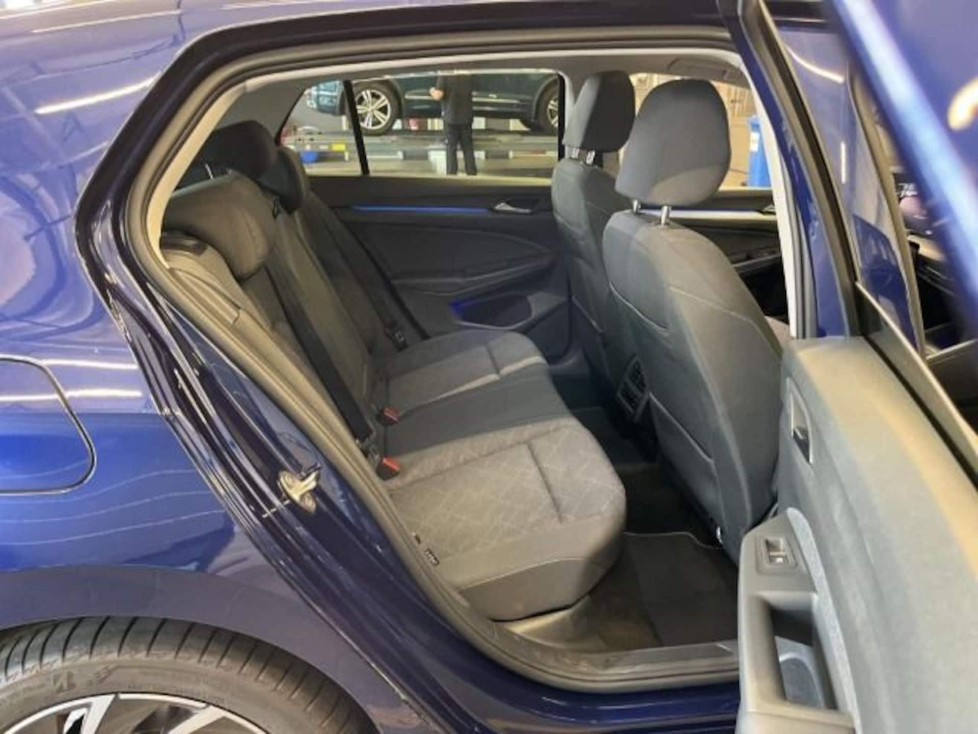 Volkswagen Golf Life