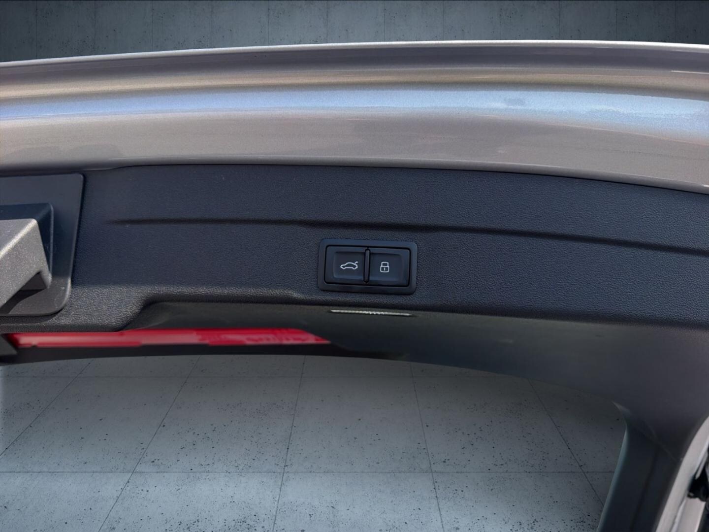 Bild über Audi A6 Avant TFSI 150 kW S tronic - für weitere Informationen kontaktieren Sie den Audi Partner