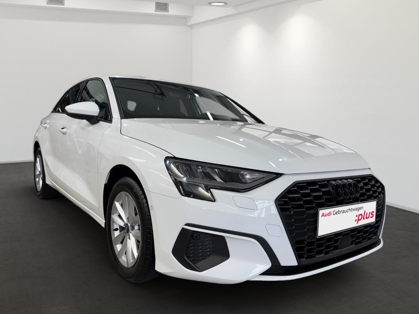Bild über Audi A3 Sportback 30 TFSI S tronic - für weitere Informationen kontaktieren Sie den Audi Partner