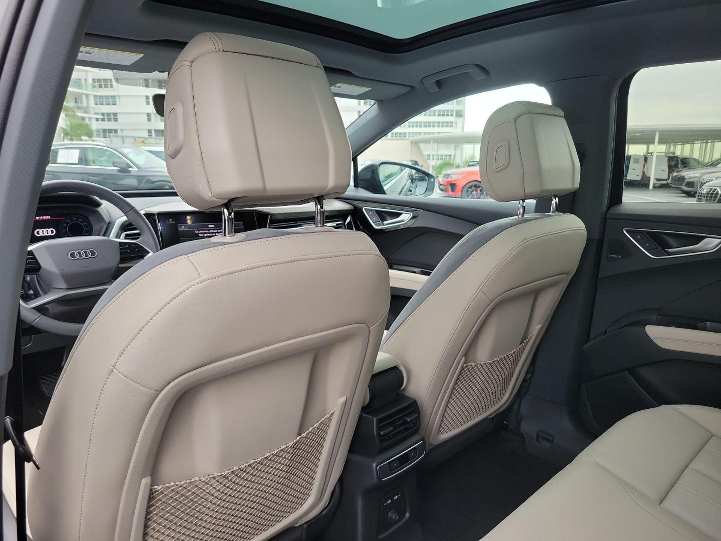 2026 Audi Q4 e-tron Premium Plus - Photo 17