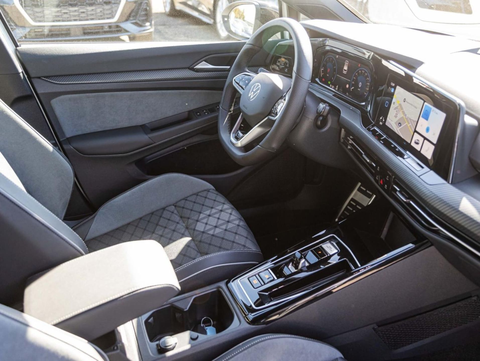 Volkswagen Golf Variant R-Line