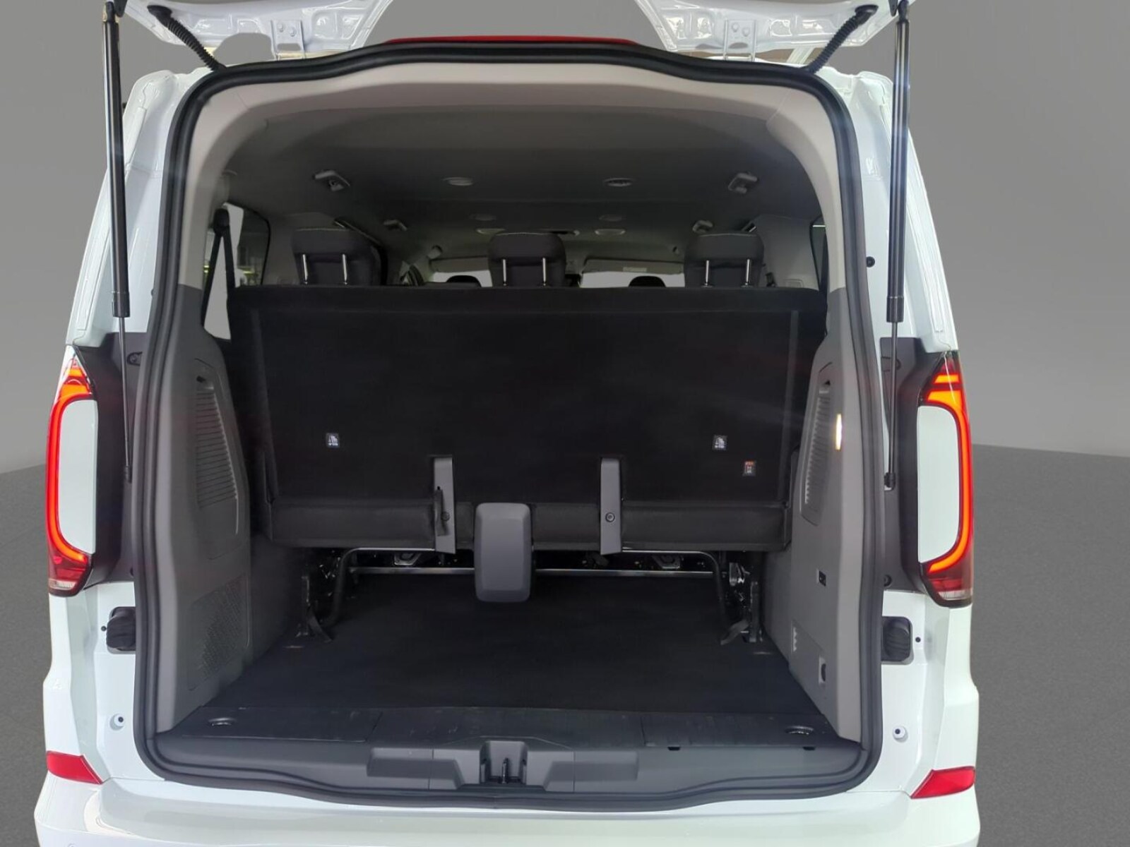 Volkswagen e-Caravelle – Bild 7