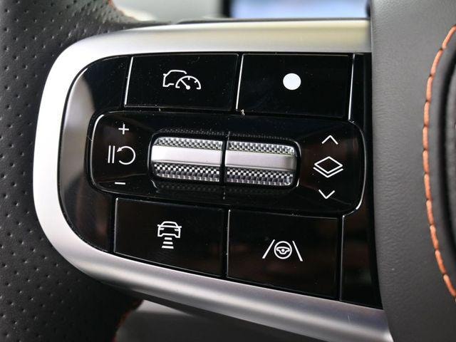 2026 GENESIS GV70 Sport Advanced - Photo 24