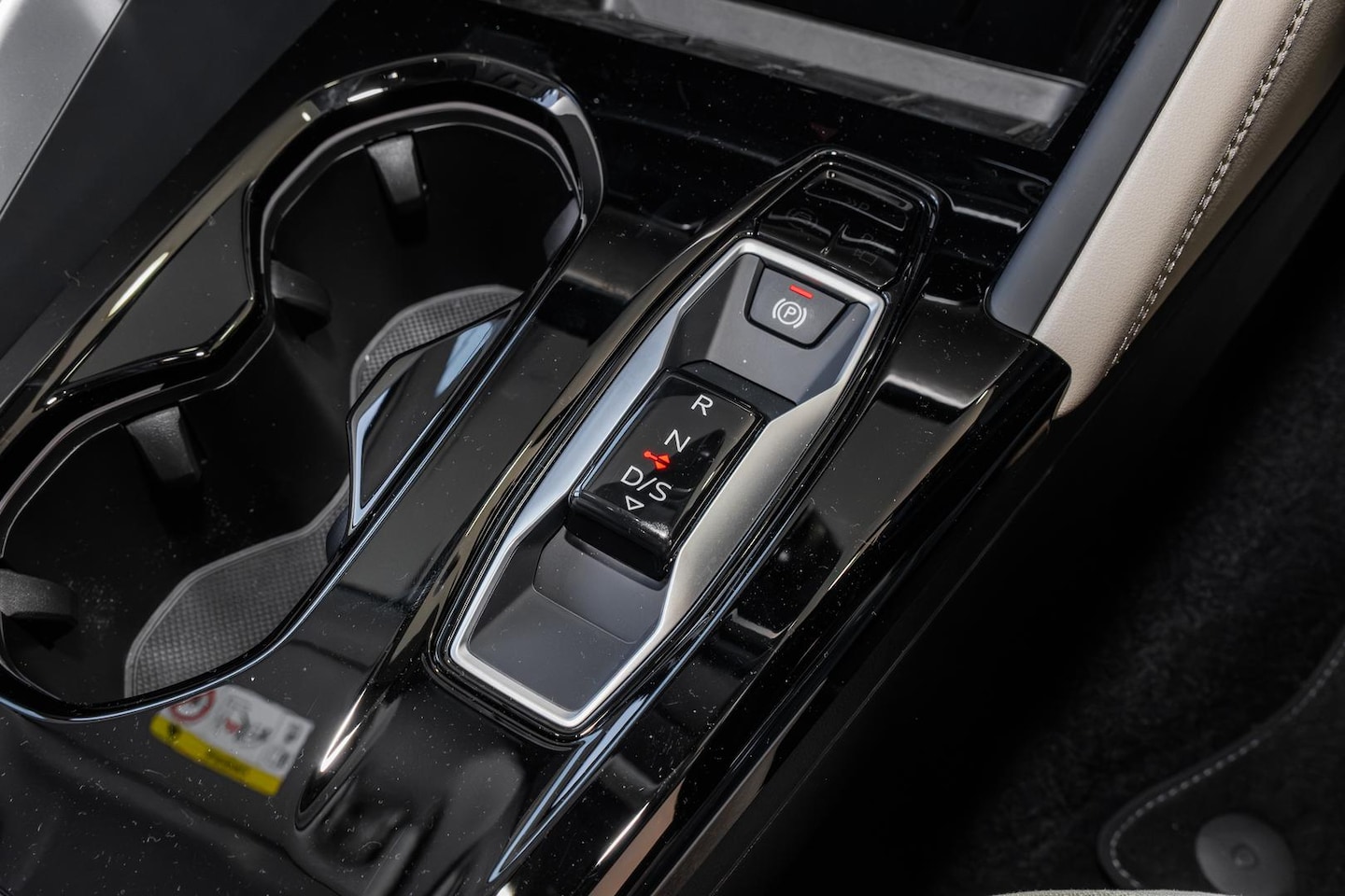 Image about Audi Q5 SUV TDI quattro 150 kW