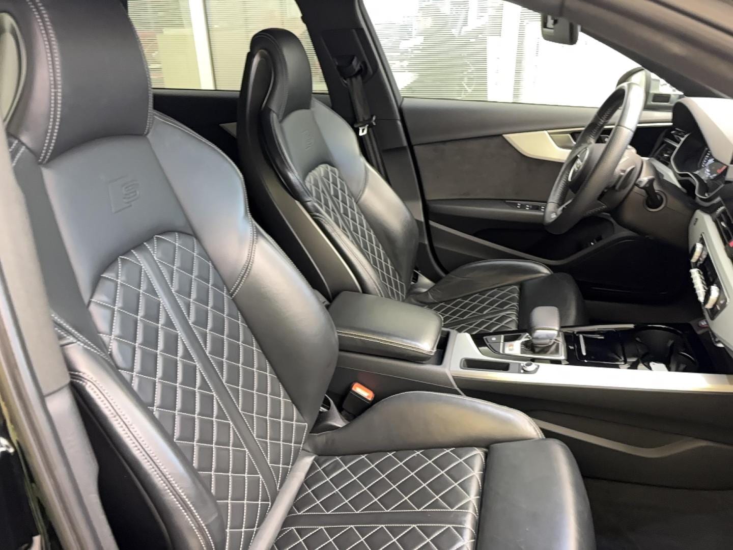 Image about Audi S4 Avant S4 Avant TDI 255 kW (347 ch) tiptronic