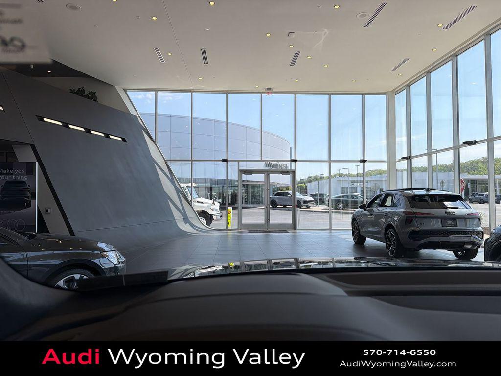 2026 Audi RS Q8 Base - Photo 31