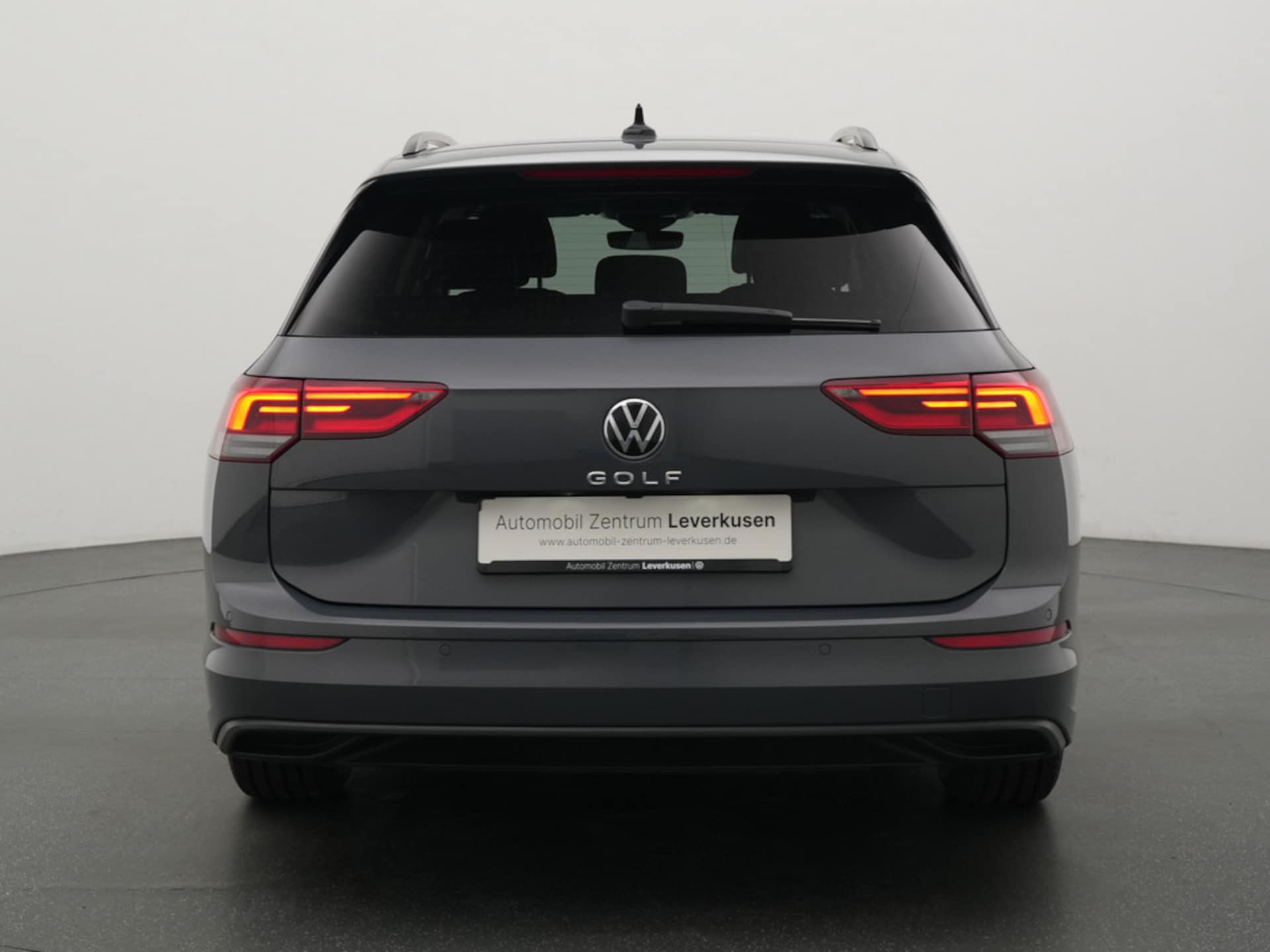 Volkswagen Golf Variant Life