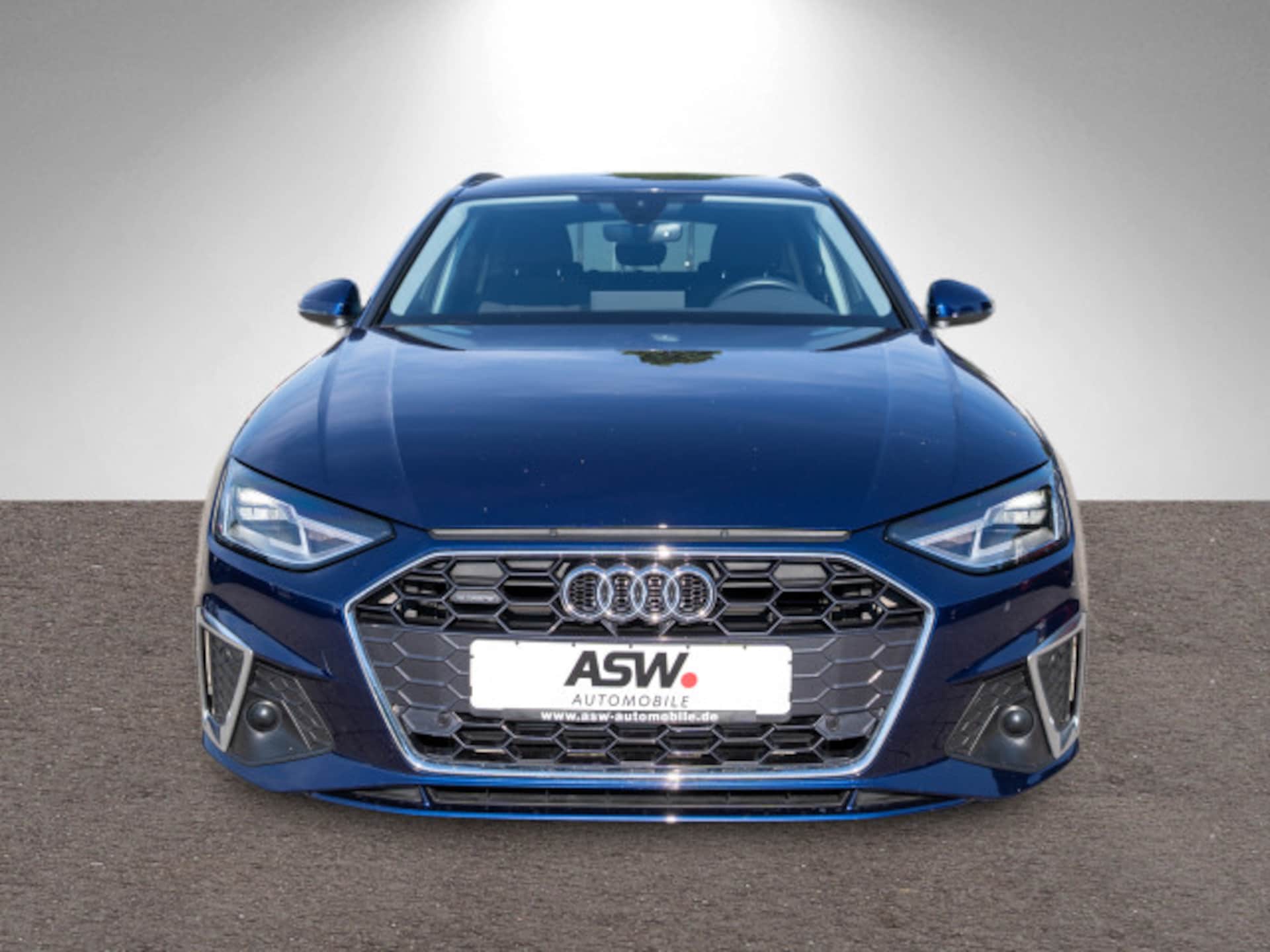 Audi A4 Avant S line