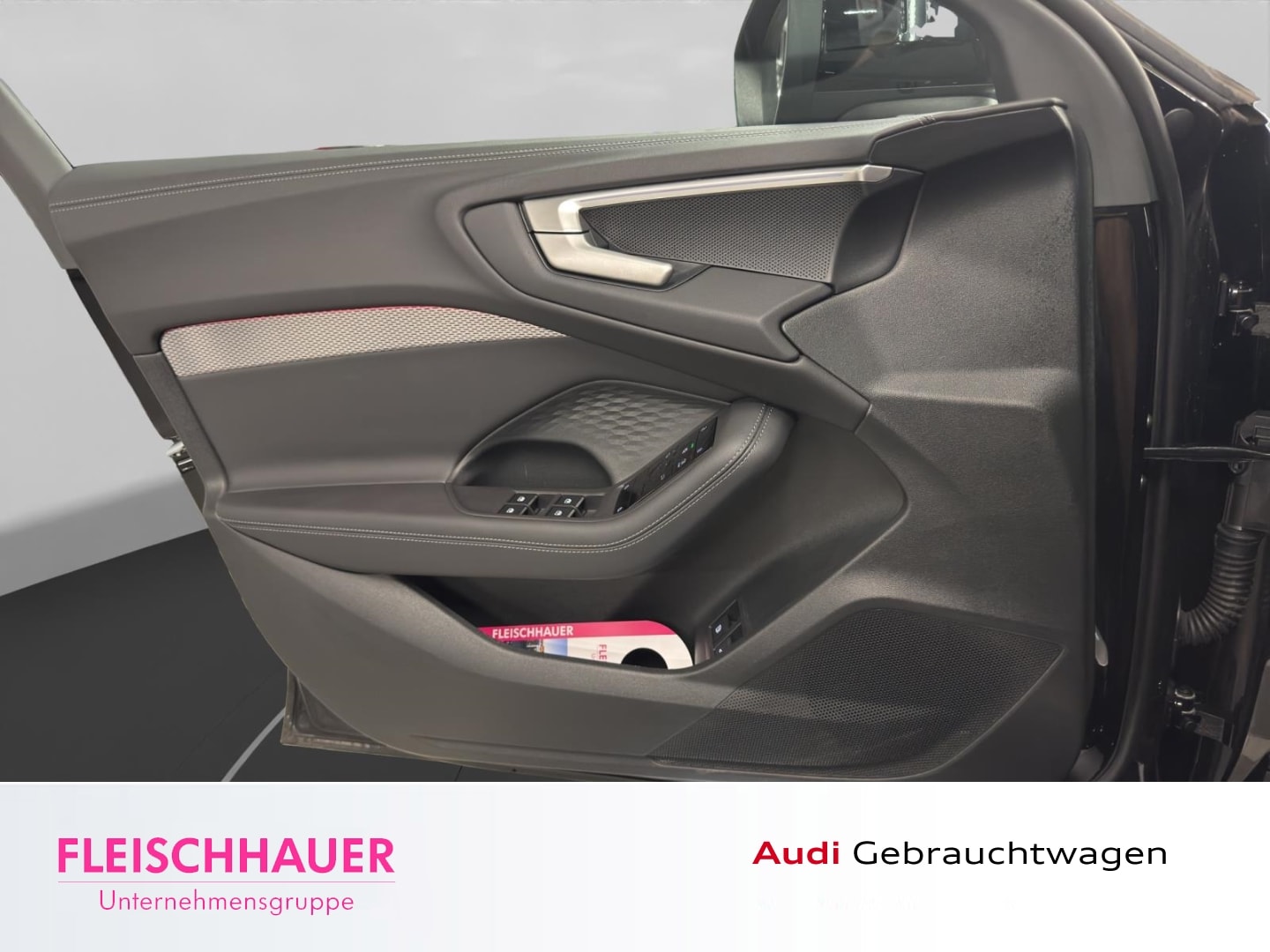 Bild über Audi A5 Avant e-hybrid e-hybrid quattro 220 kW S tronic - für weitere Informationen kontaktieren Sie den Audi Partner