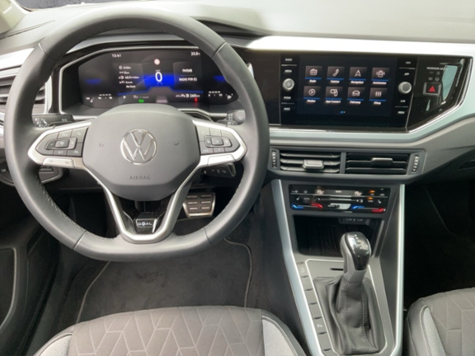 Volkswagen Polo – Bild 8