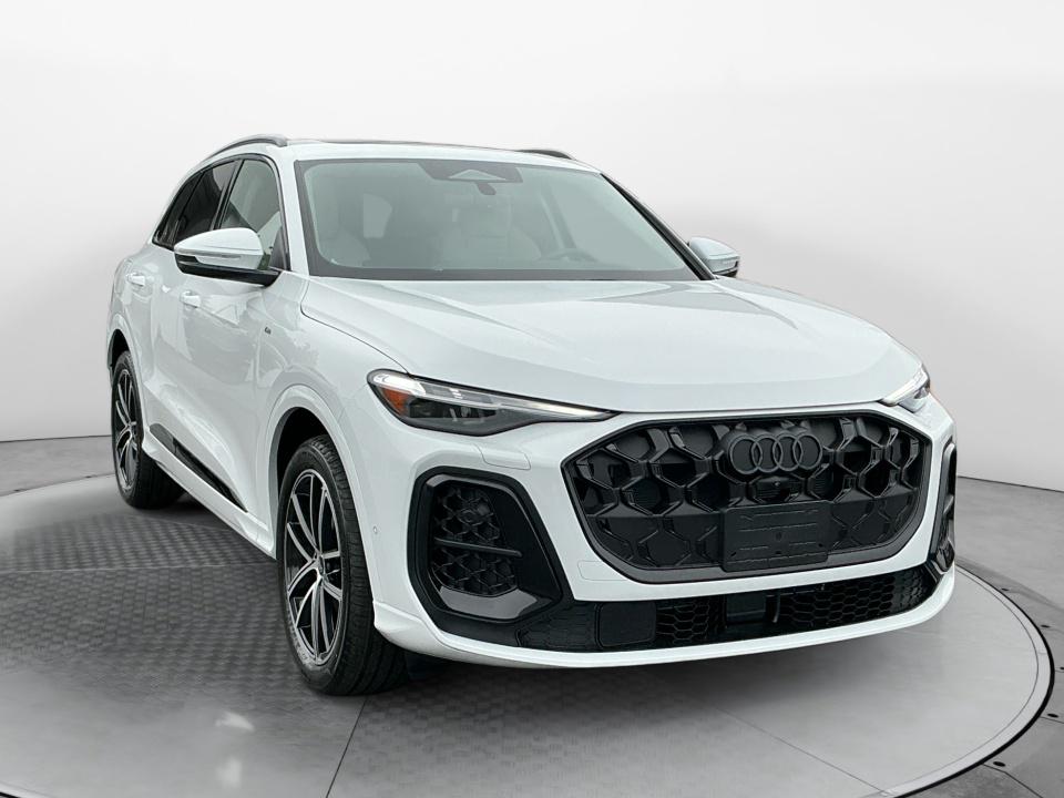 2026 Audi Q5 Prestige quattro's photo
