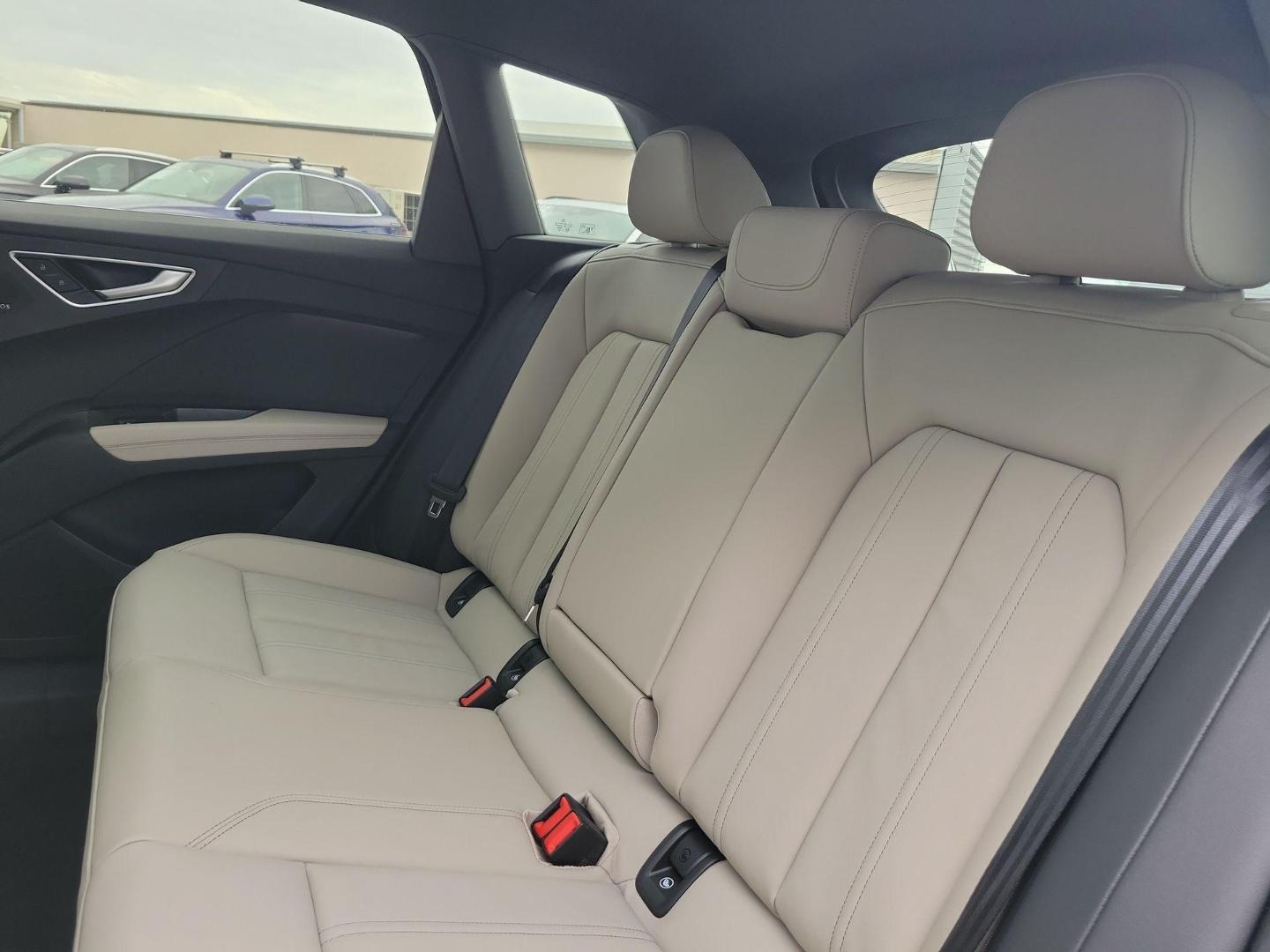 2026 Audi Q4 e-tron Premium Plus - Photo 19