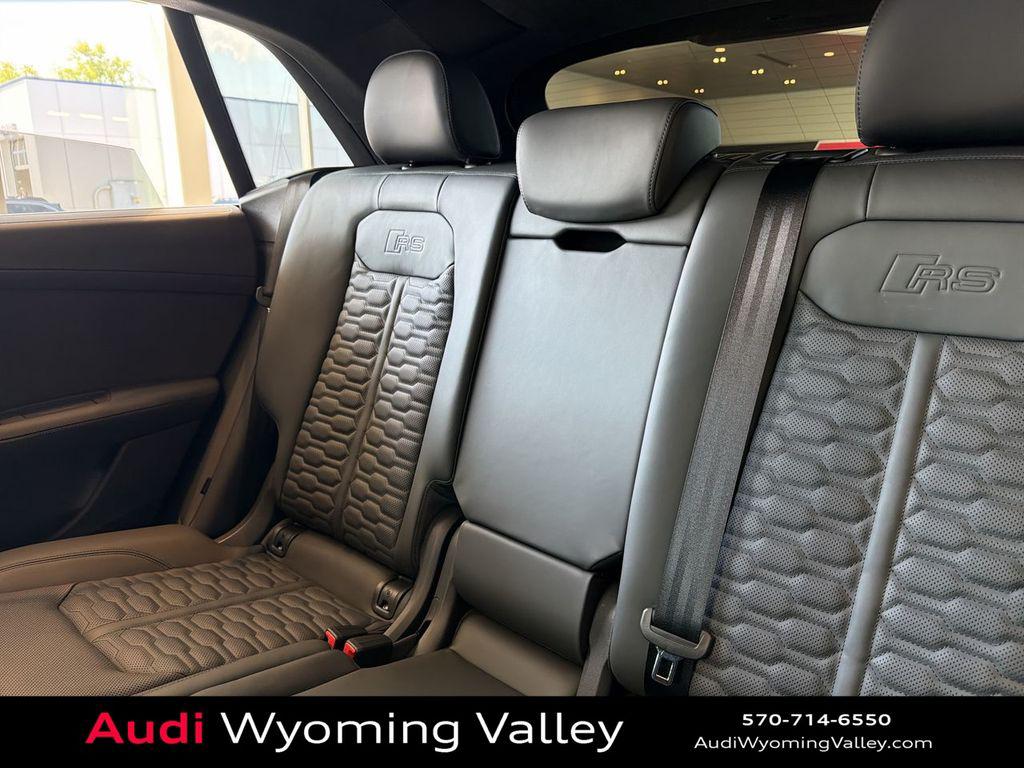 2026 Audi RS Q8 Base - Photo 32
