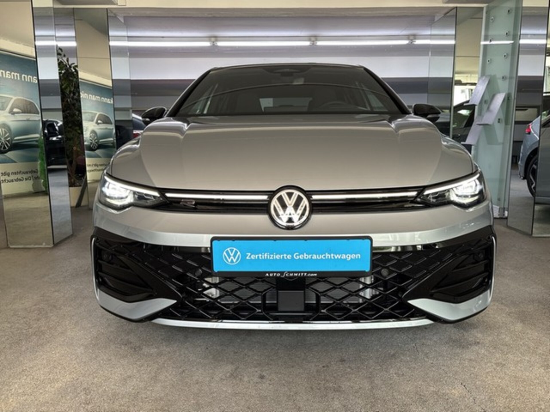 Volkswagen Golf R-Line