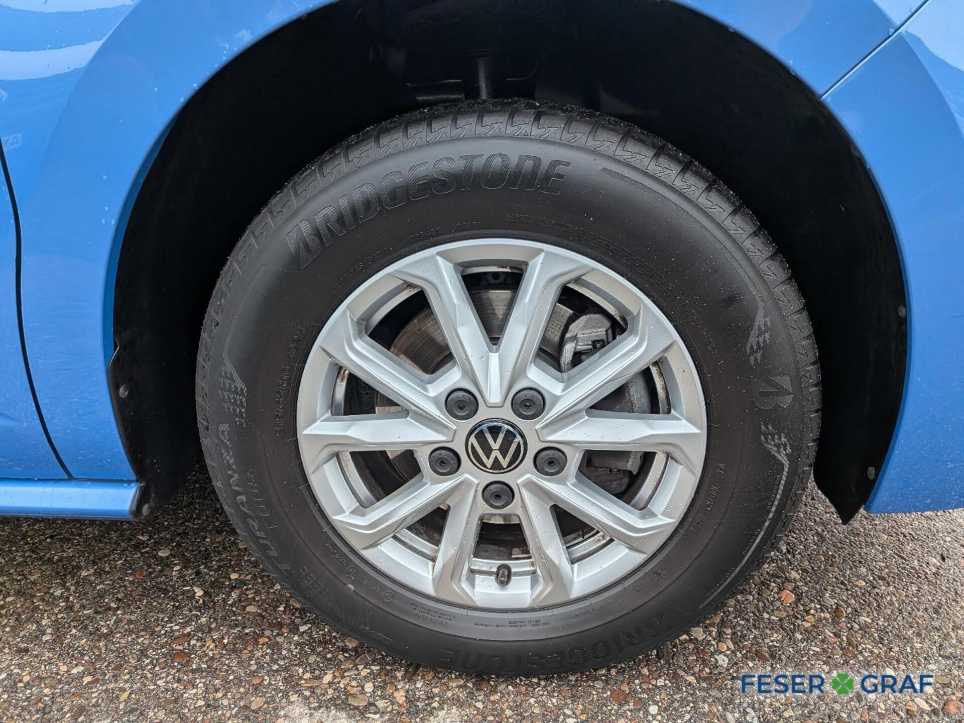 Volkswagen Multivan Basis-Modell