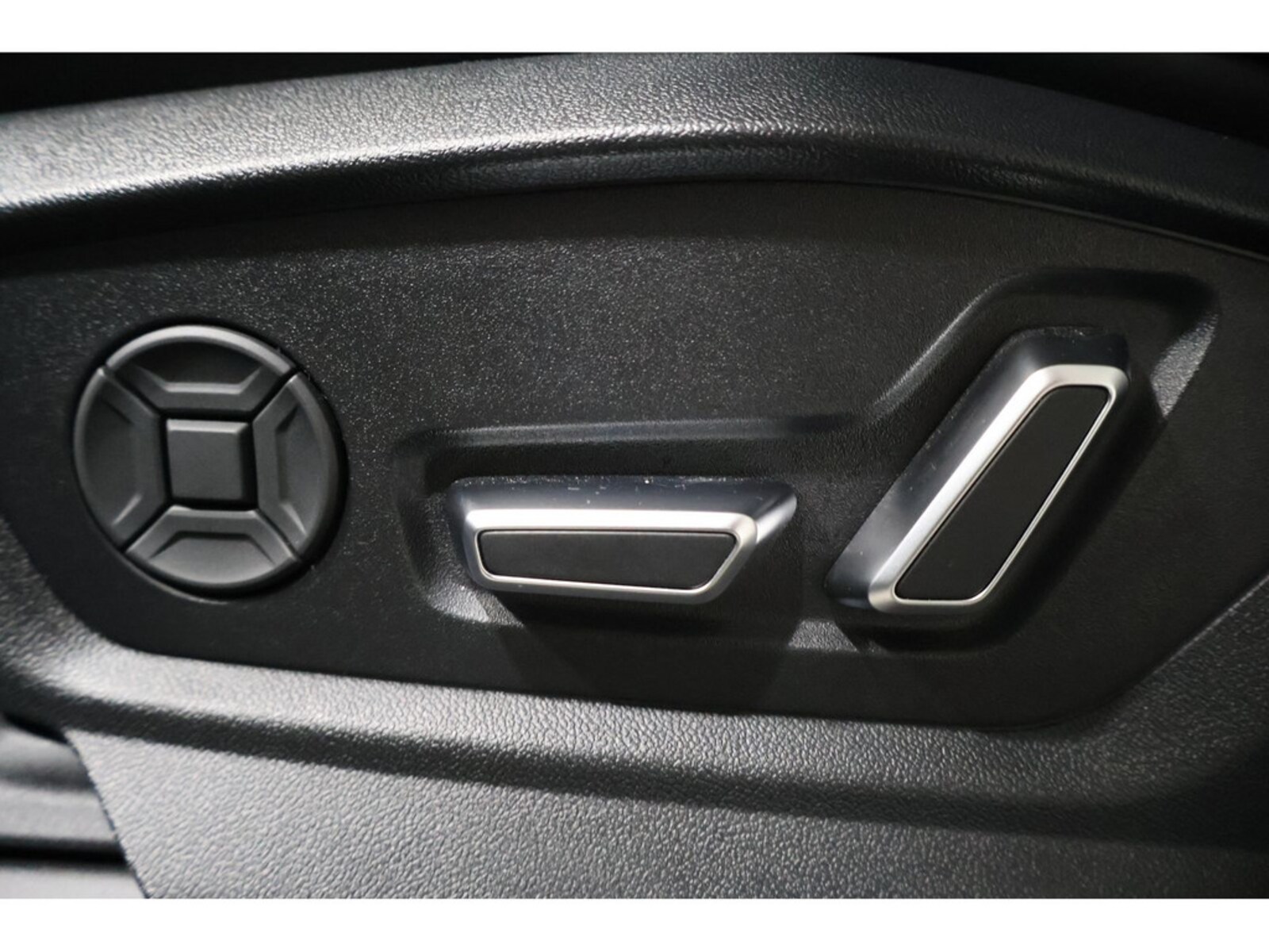 Audi Q8 – Bild 21
