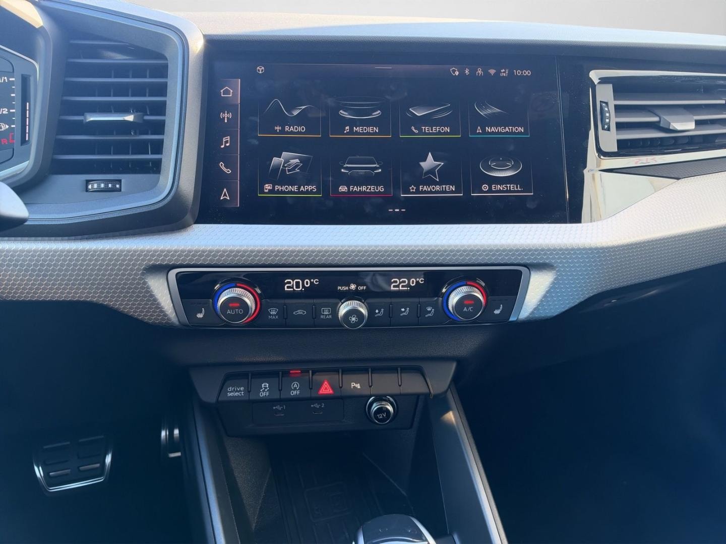 Bild über Audi A1 Sportback S line 30 TFSI S tronic - für weitere Informationen kontaktieren Sie den Audi Partner
