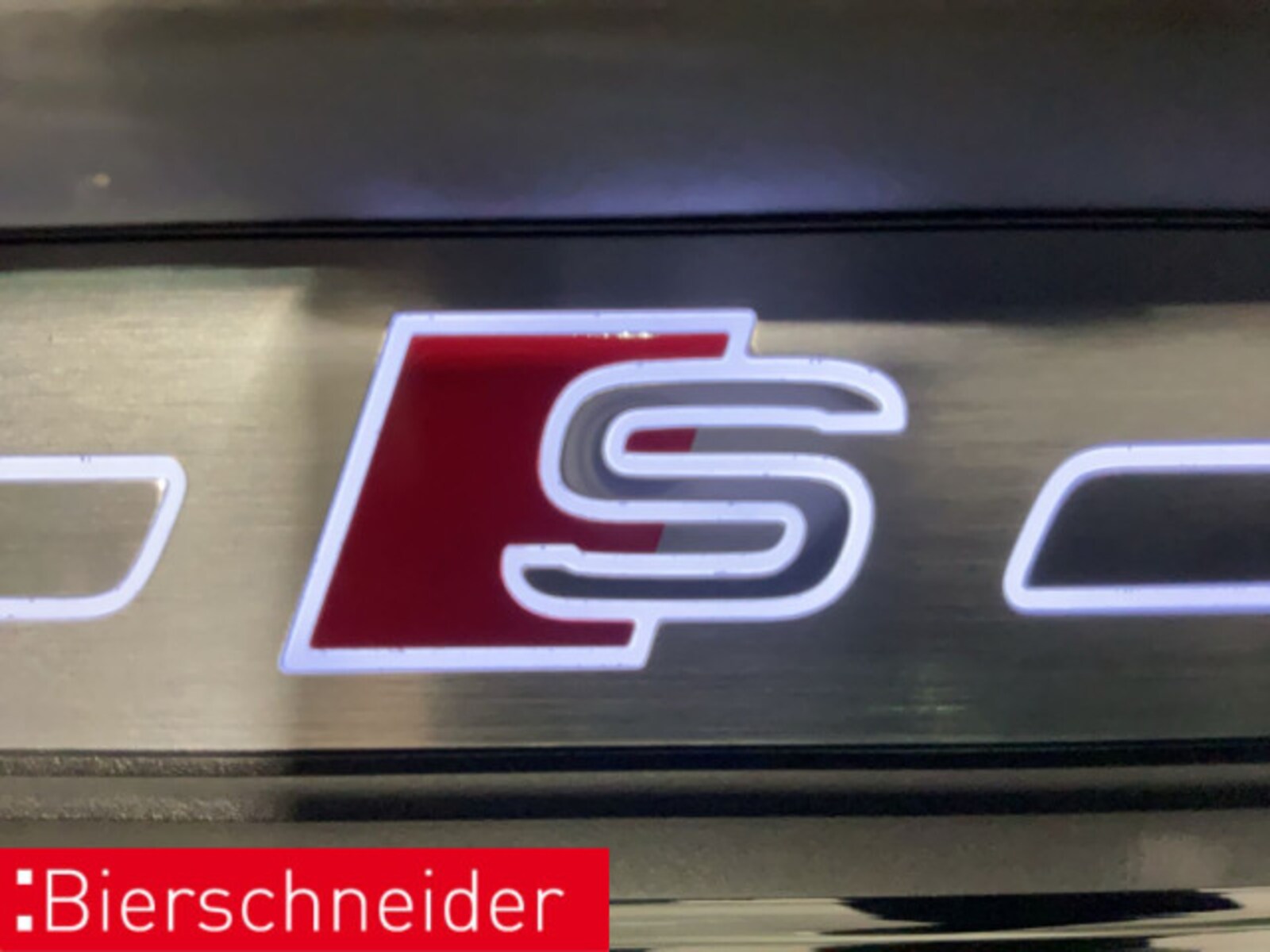 Audi Q8 e-tron – Bild 18