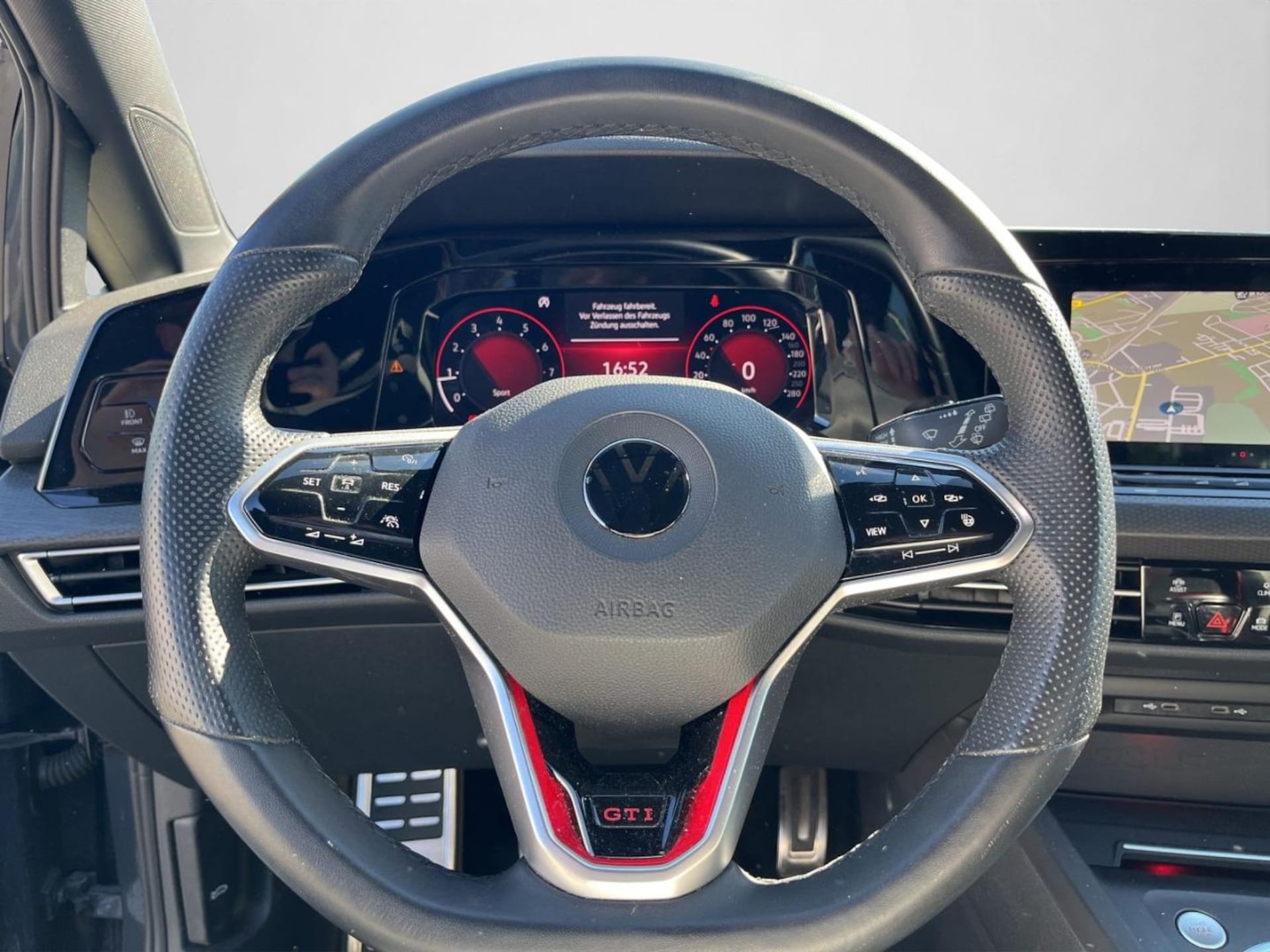 Volkswagen Golf GTI