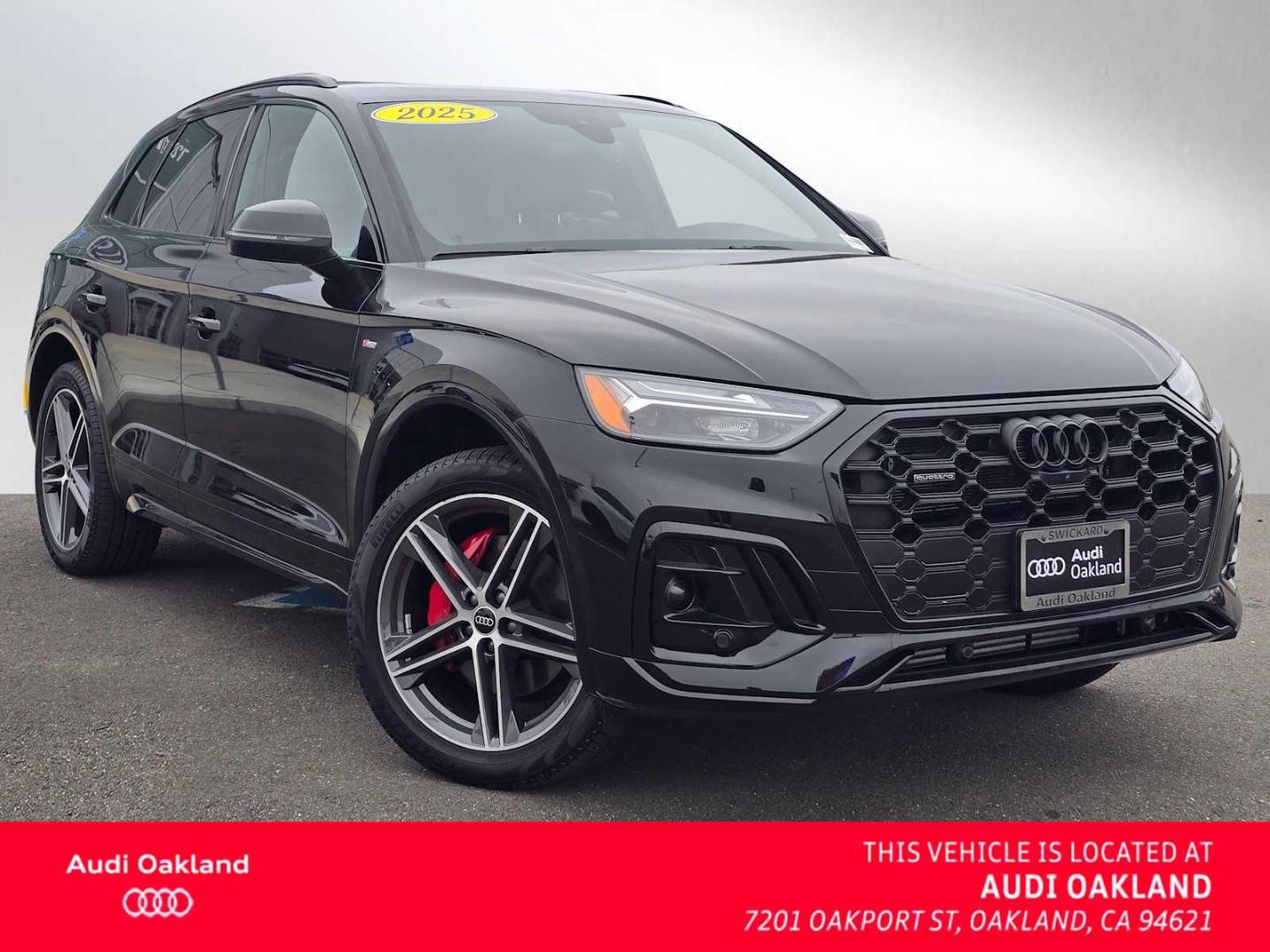 2025 Audi Q5 55 e Premium Plus's photo