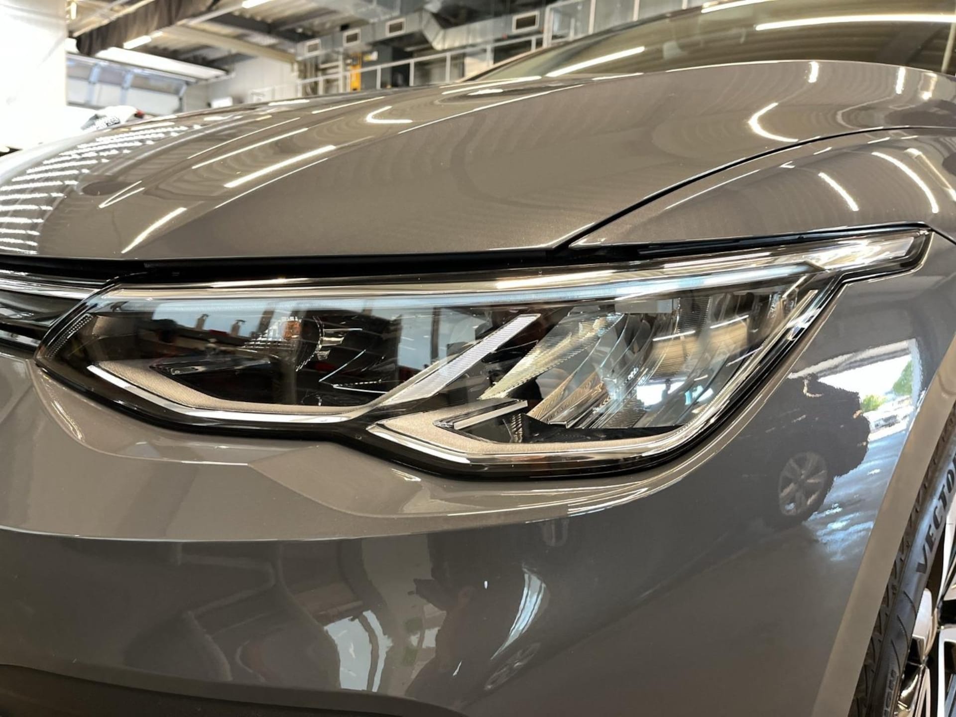 Volkswagen Golf Life