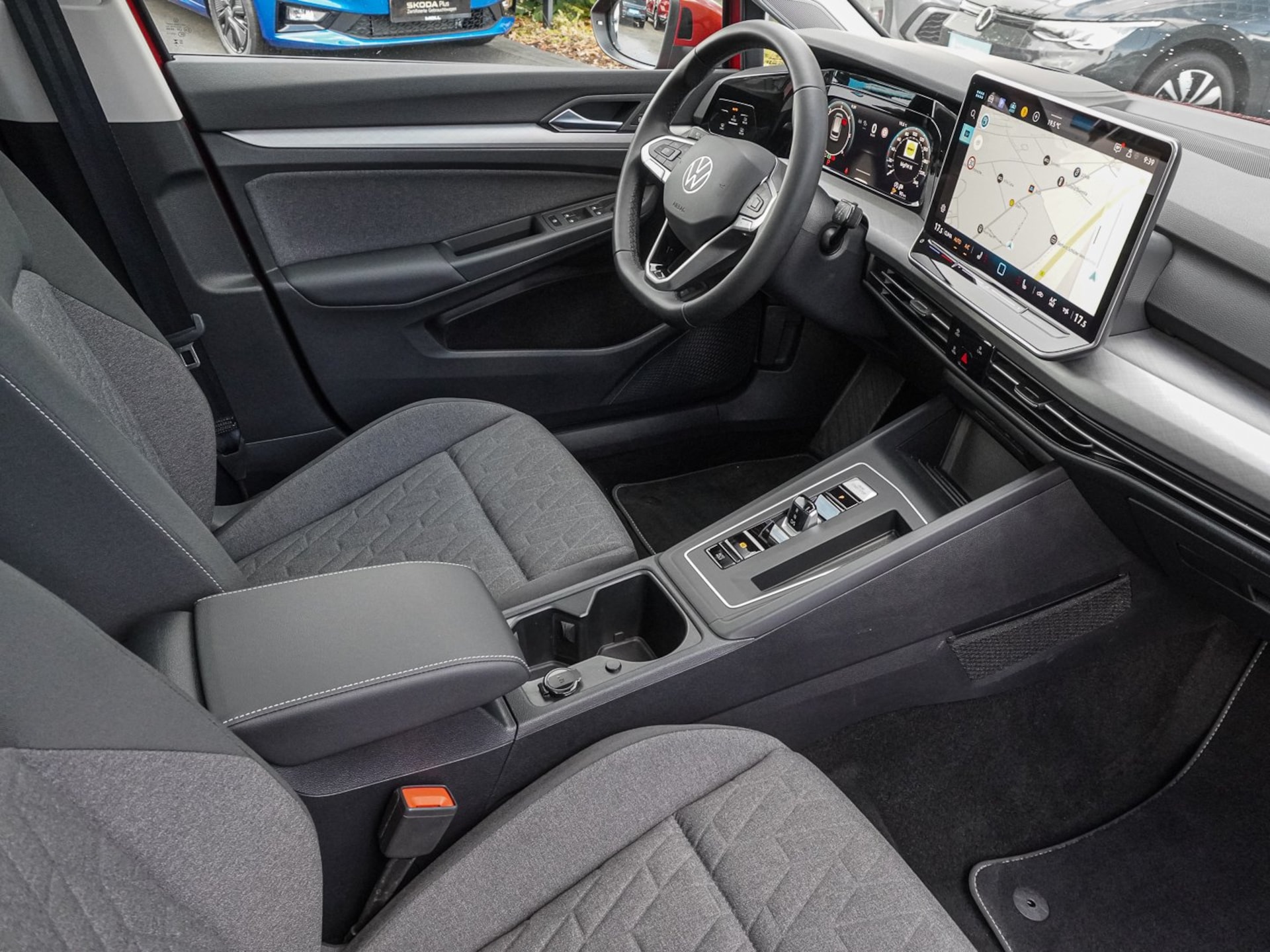 Volkswagen Golf Variant Life
