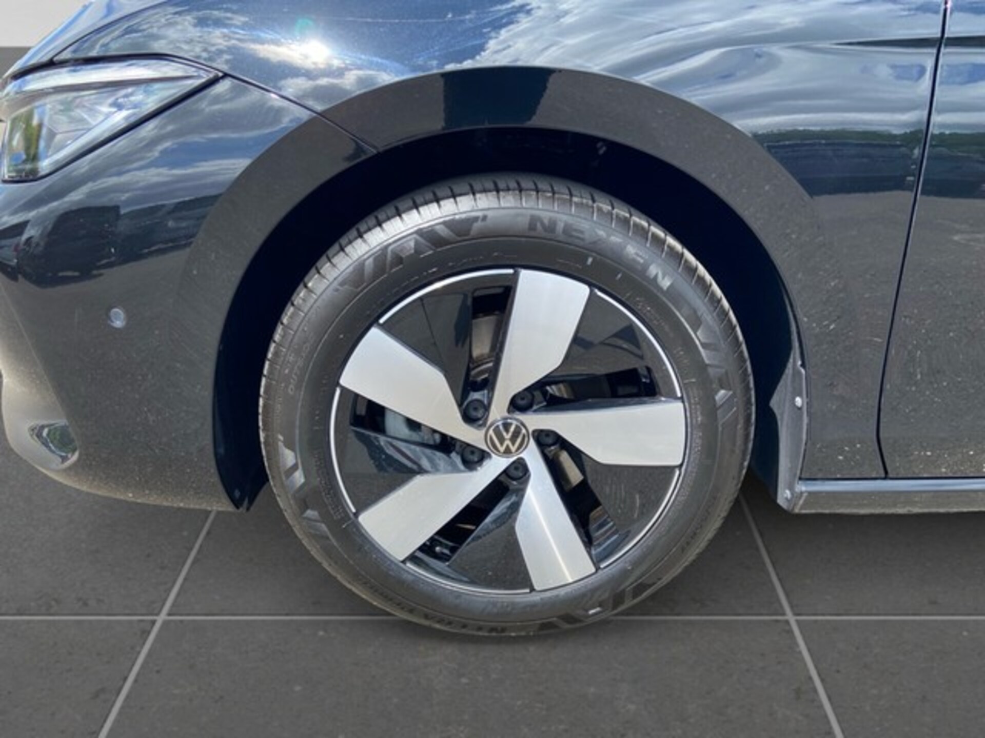 Volkswagen Passat Business