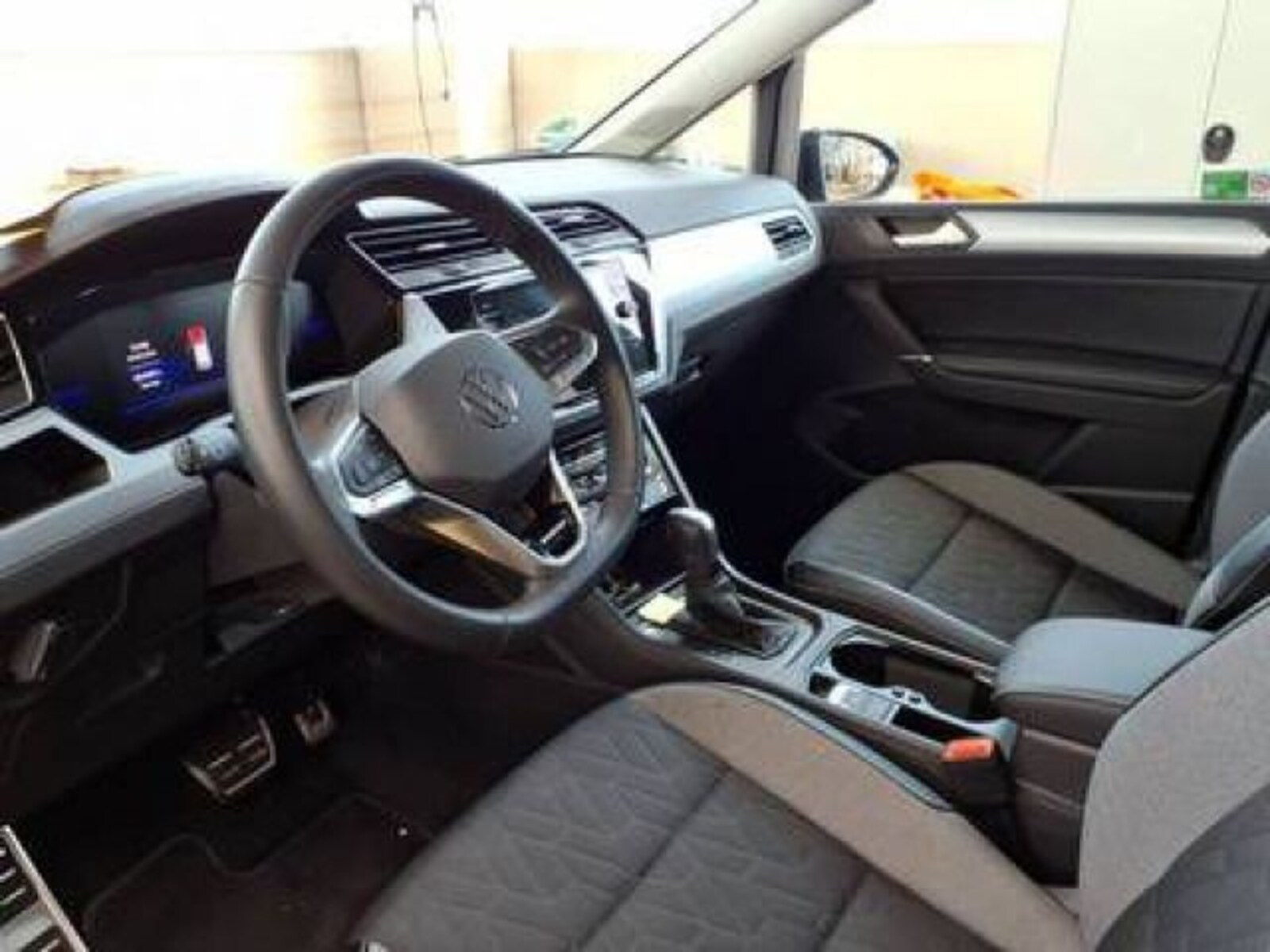 Volkswagen Touran – Bild 4