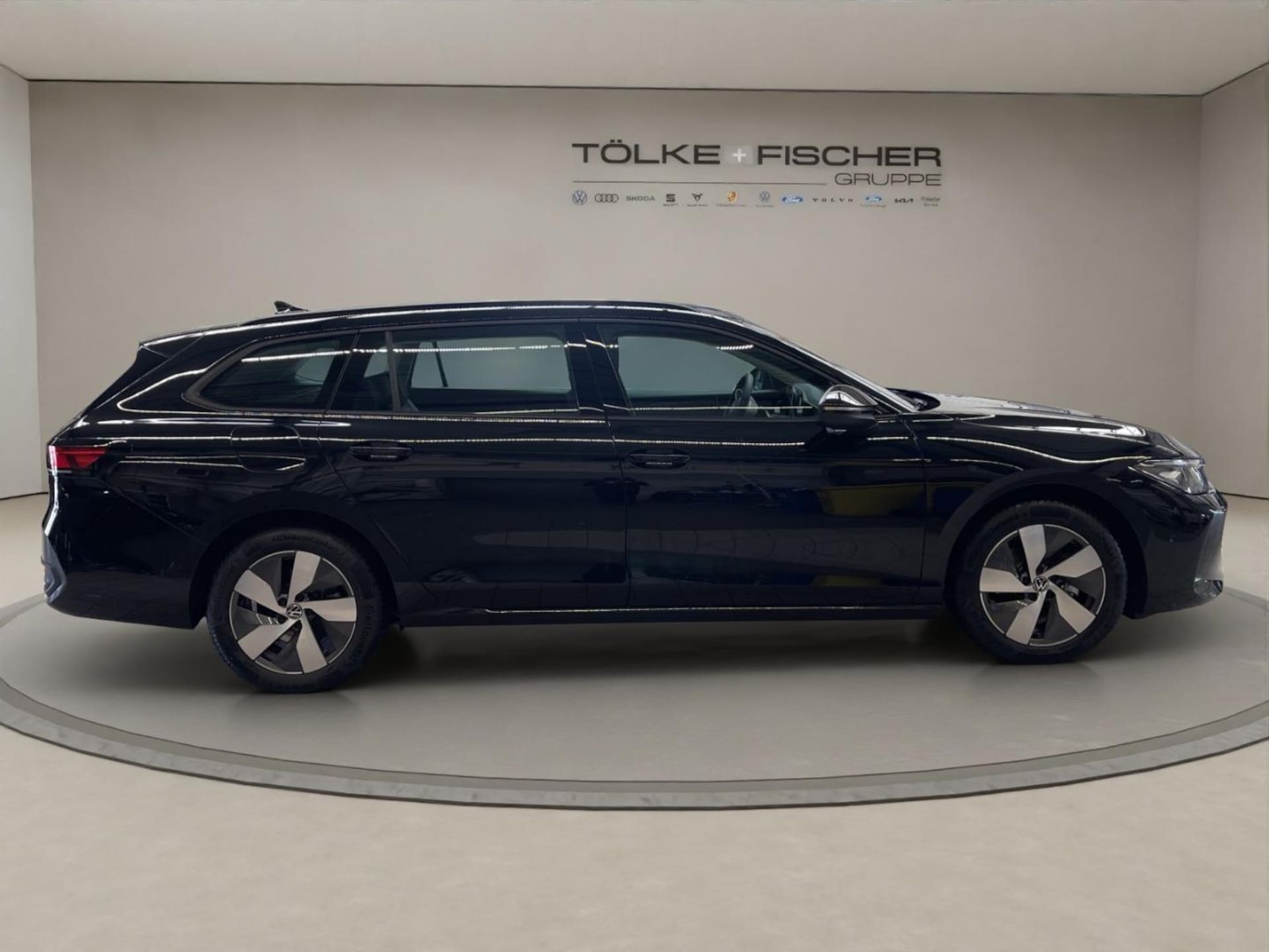 Volkswagen Passat Basis-Modell