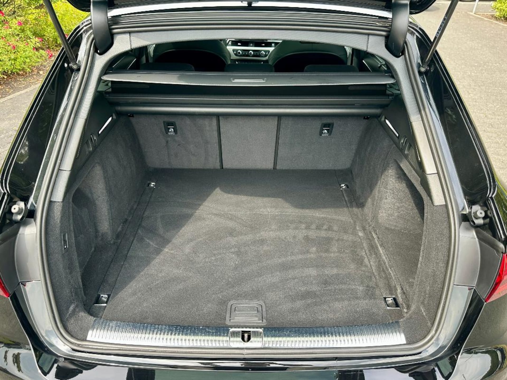 Audi A4 Avant S line