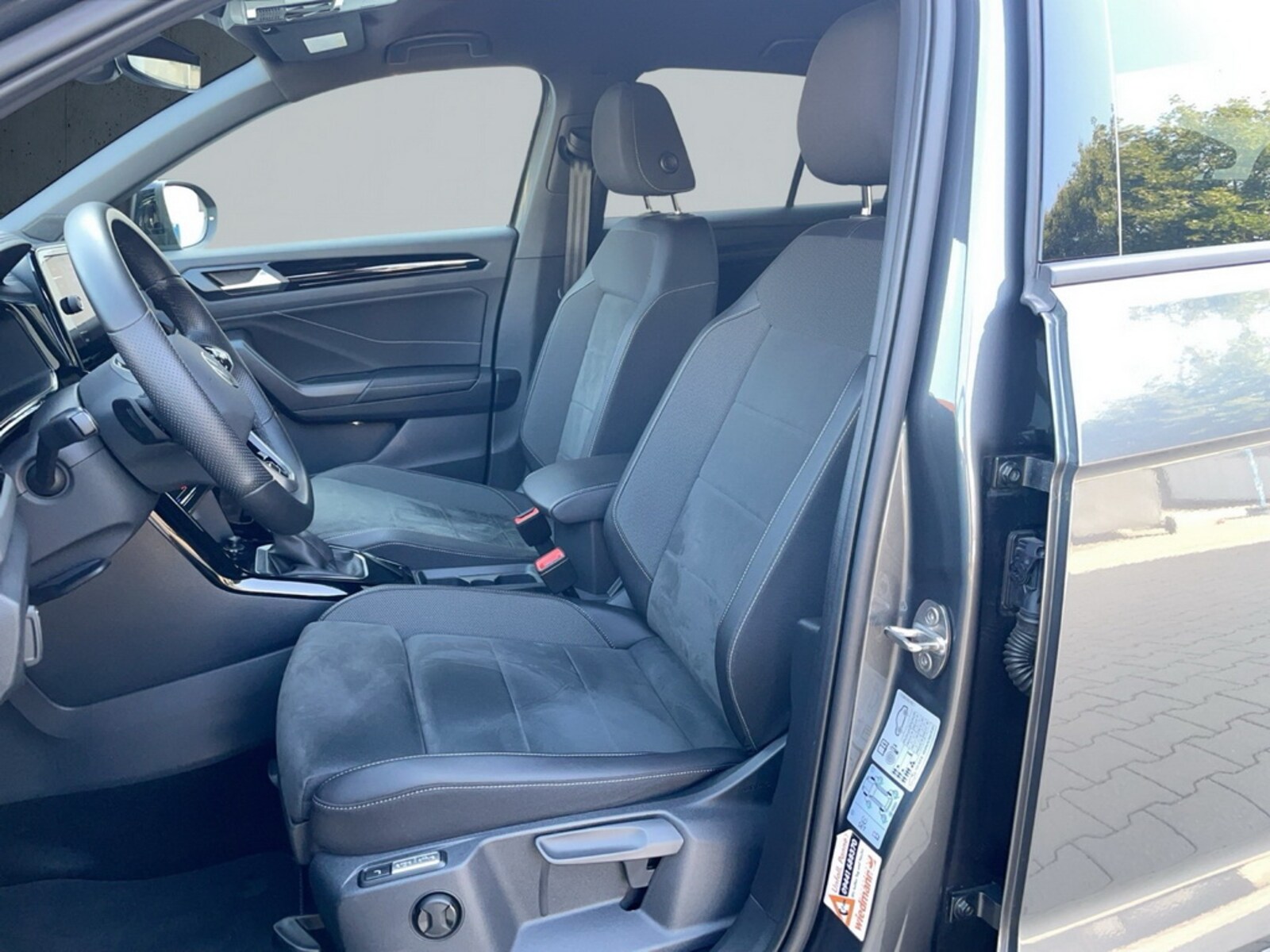 Volkswagen T-Roc – Bild 10