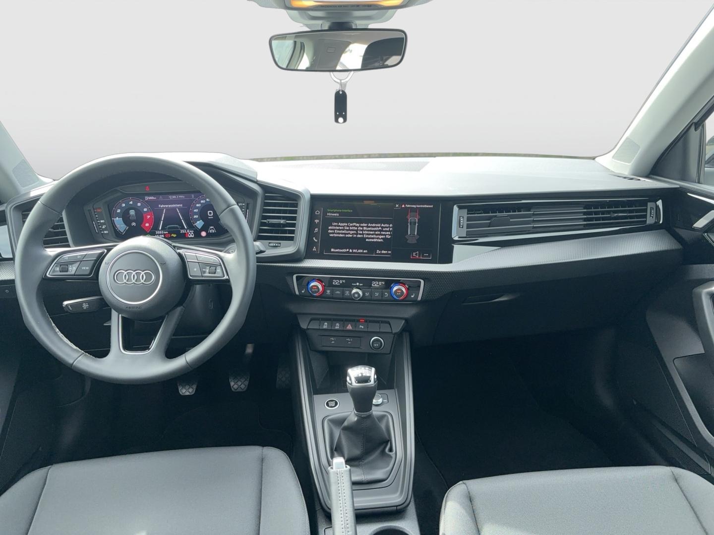 Bild über Audi A1 Sportback 30 TFSI Schaltgetriebe - für weitere Informationen kontaktieren Sie den Audi Partner