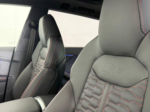2026 Audi RS Q8 Base - Photo 24