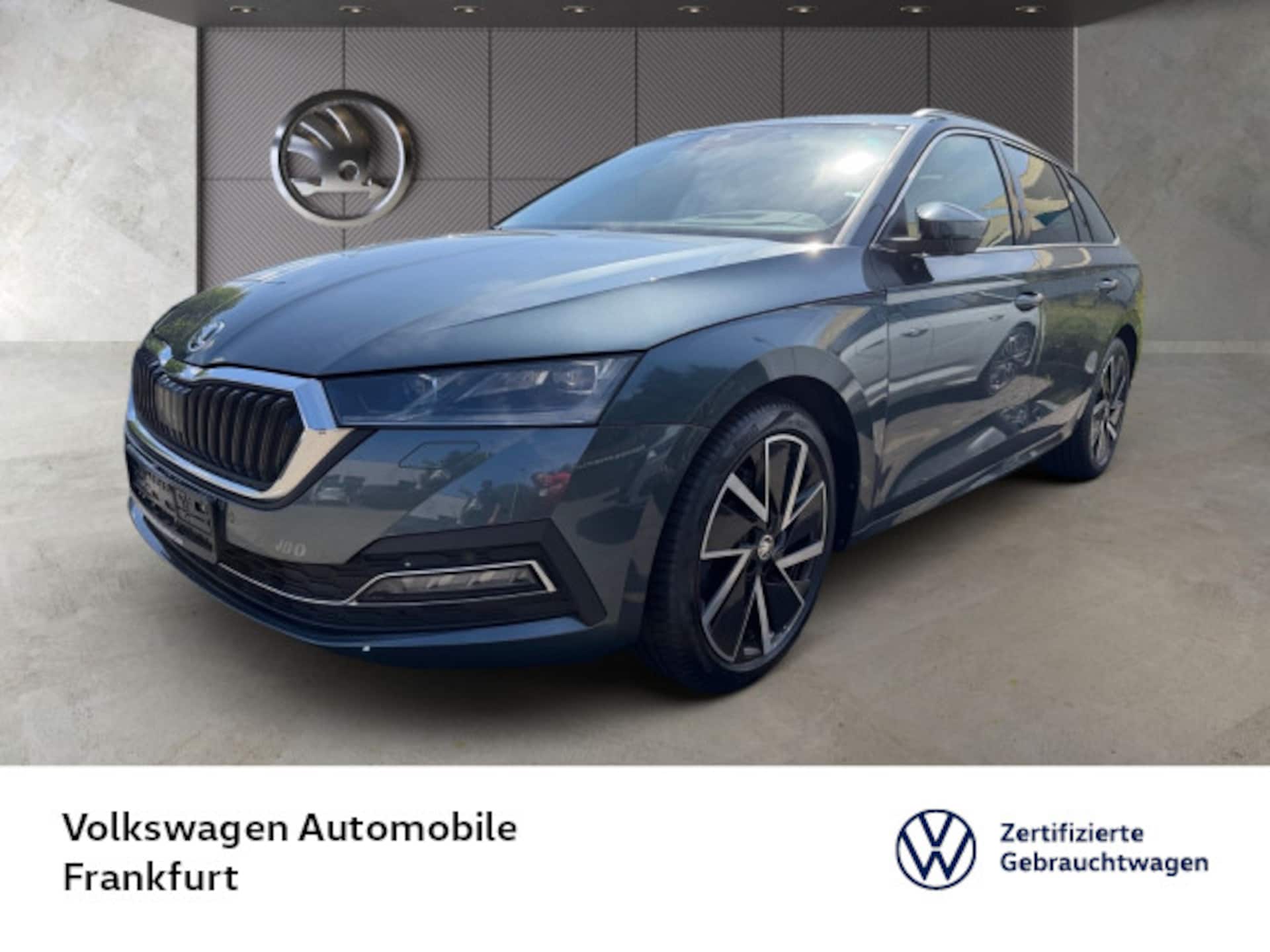 Skoda Octavia Combi 2022 — Octavia Combi 2.0 TDI DSG Style Navi Head-Up Display RearView LaneAssist LED