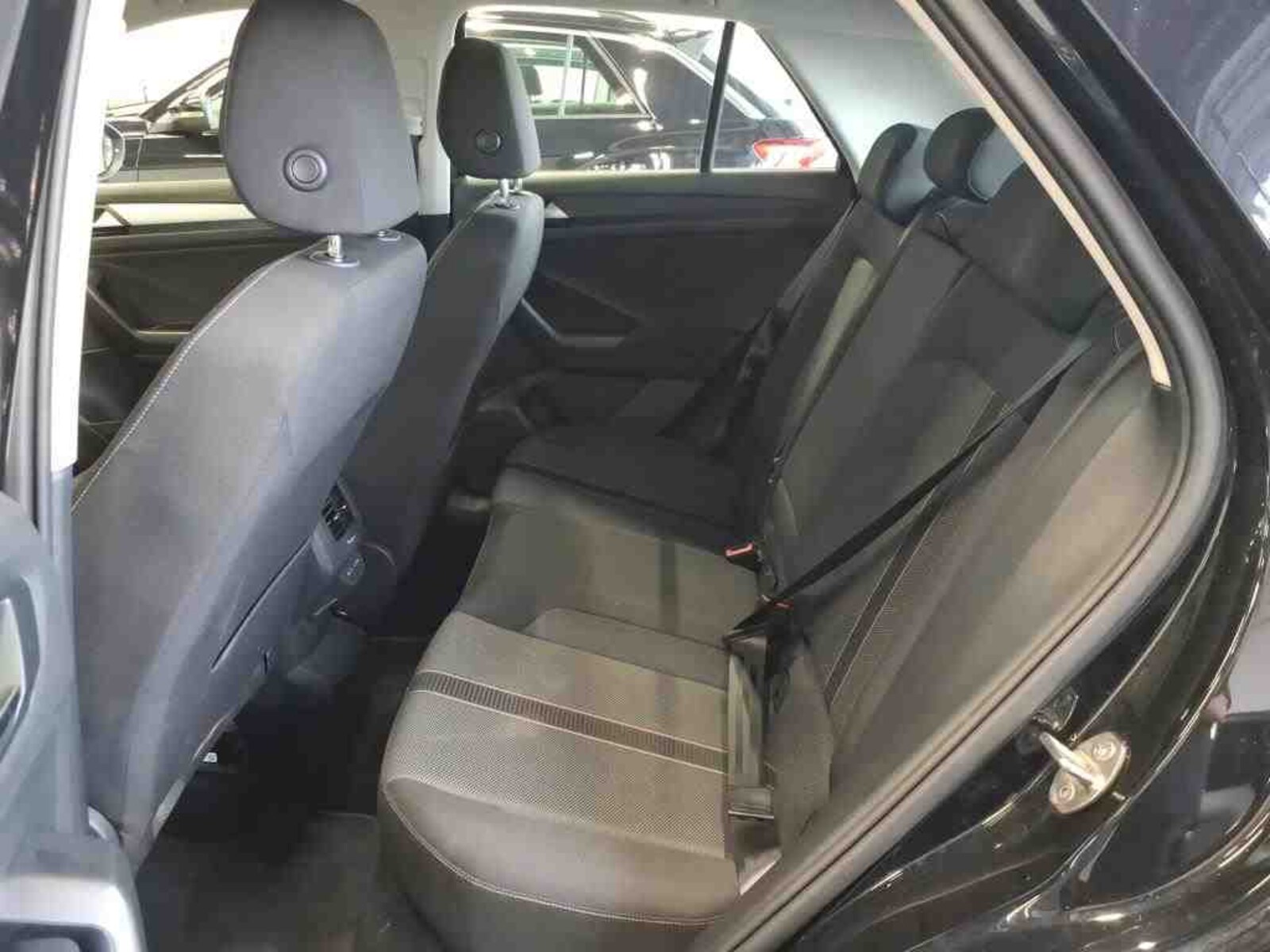 Volkswagen T-Roc – Bild 6