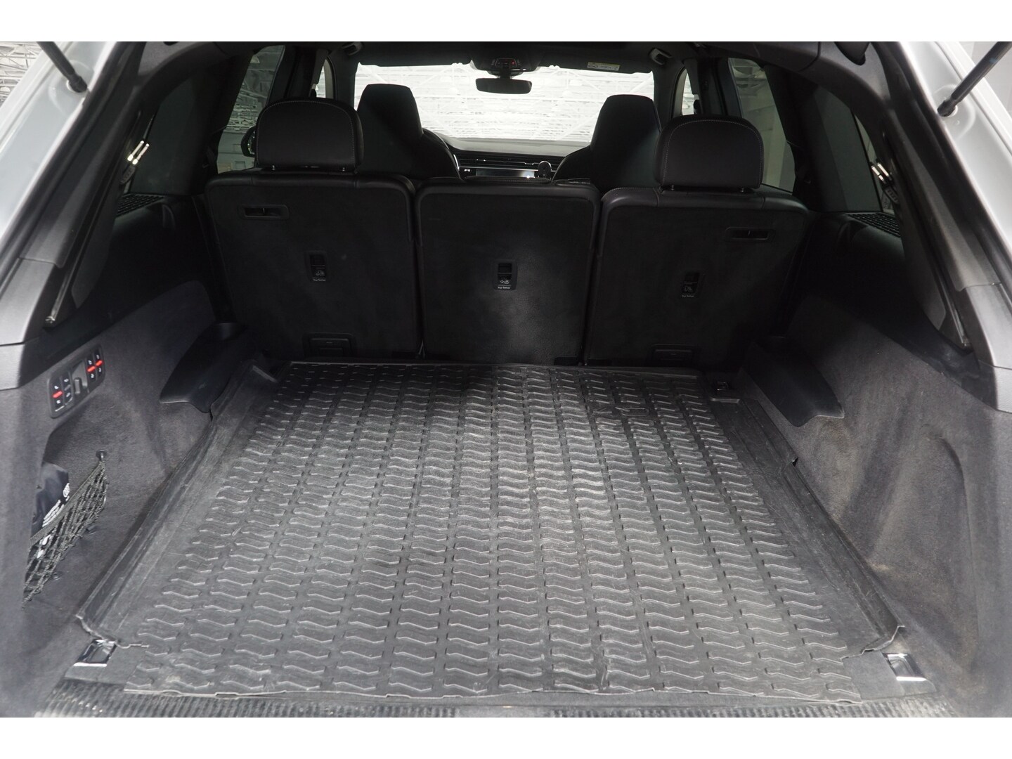 Image about Audi SQ7 TDI quattro tiptronic