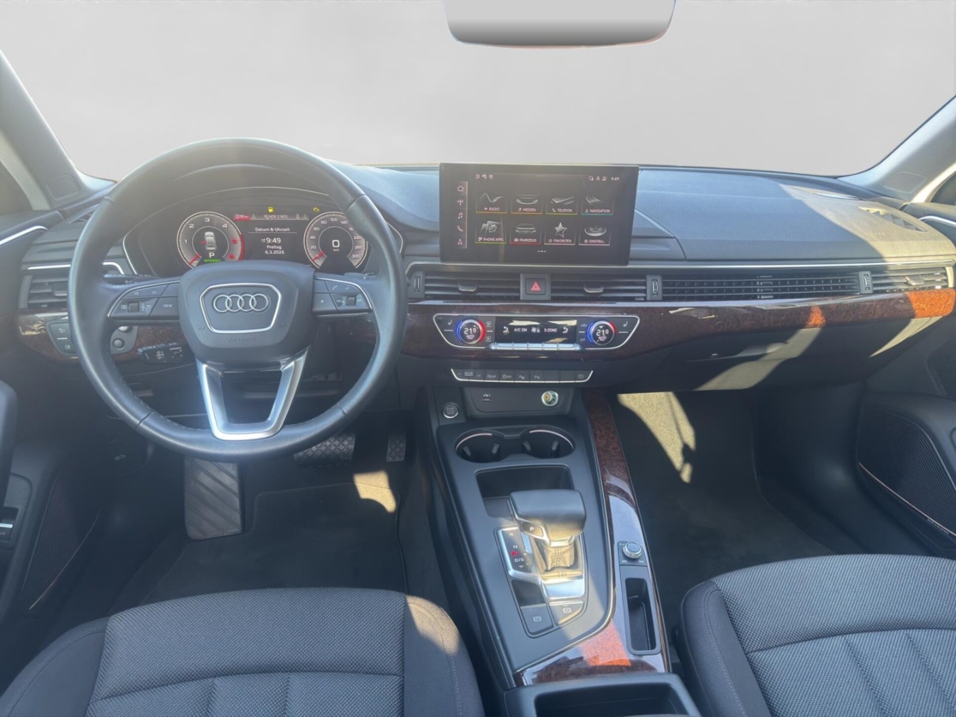 Audi A4 Limousine Advanced