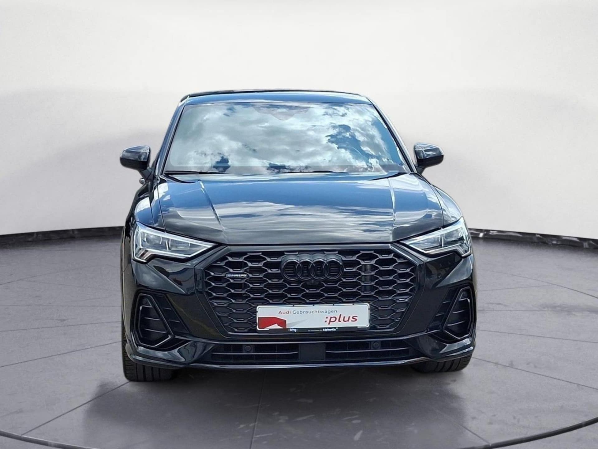 Audi Q3 Sportback S line