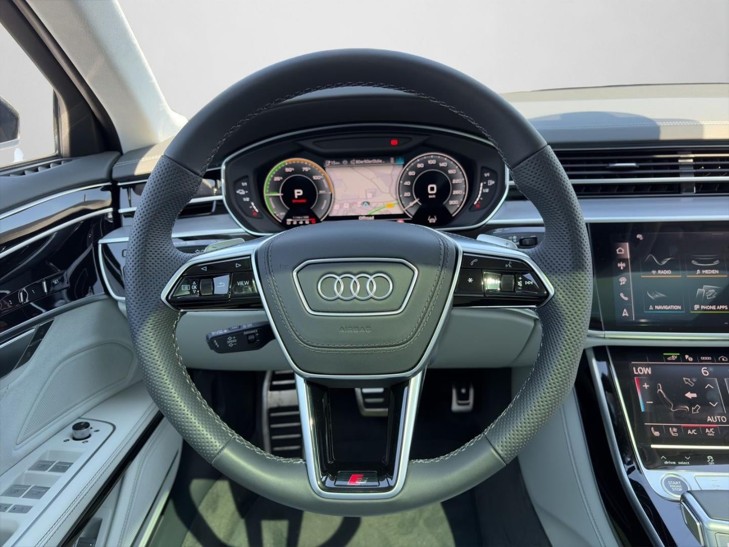 Bild über Audi A8 L TFSI e 60 TFSI e quattro 340 kW tiptronic - für weitere Informationen kontaktieren Sie den Audi Partner