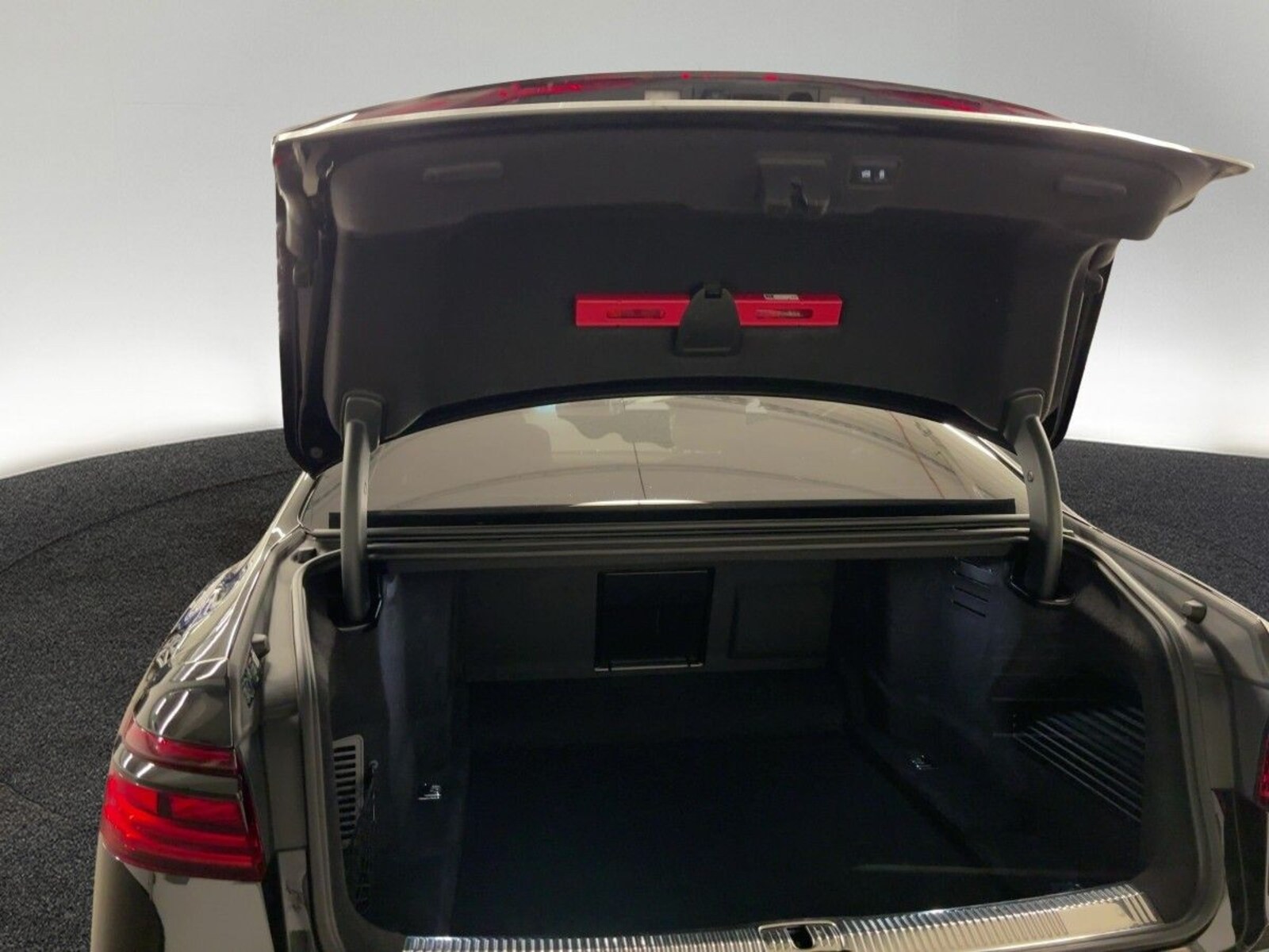 Audi A8 Lang – Bild 9
