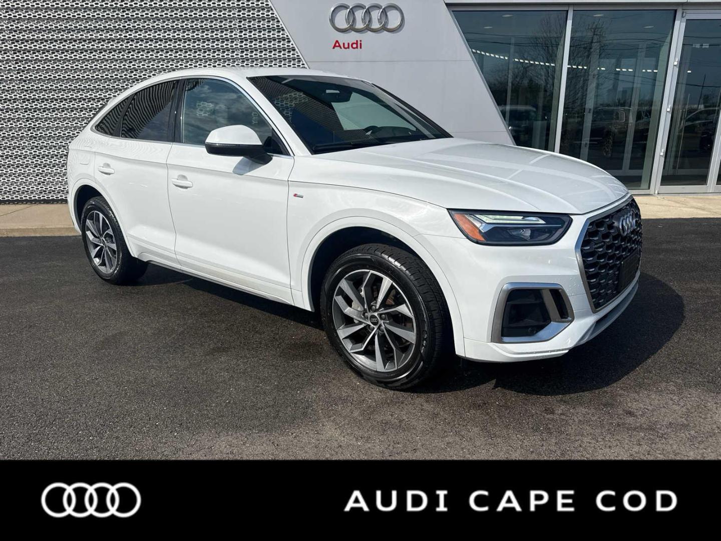 2024 Audi Q5 Sportback 45 Premium Plus's photo