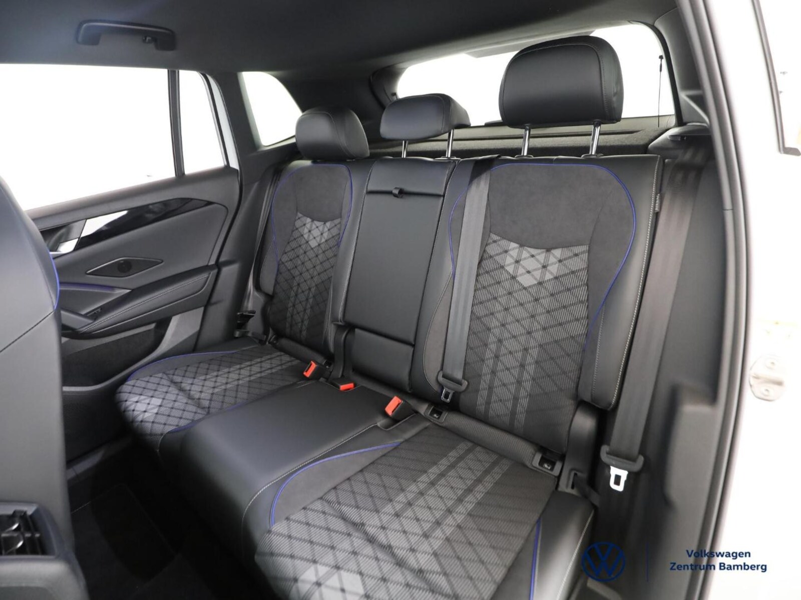 Volkswagen Tiguan – Bild 9