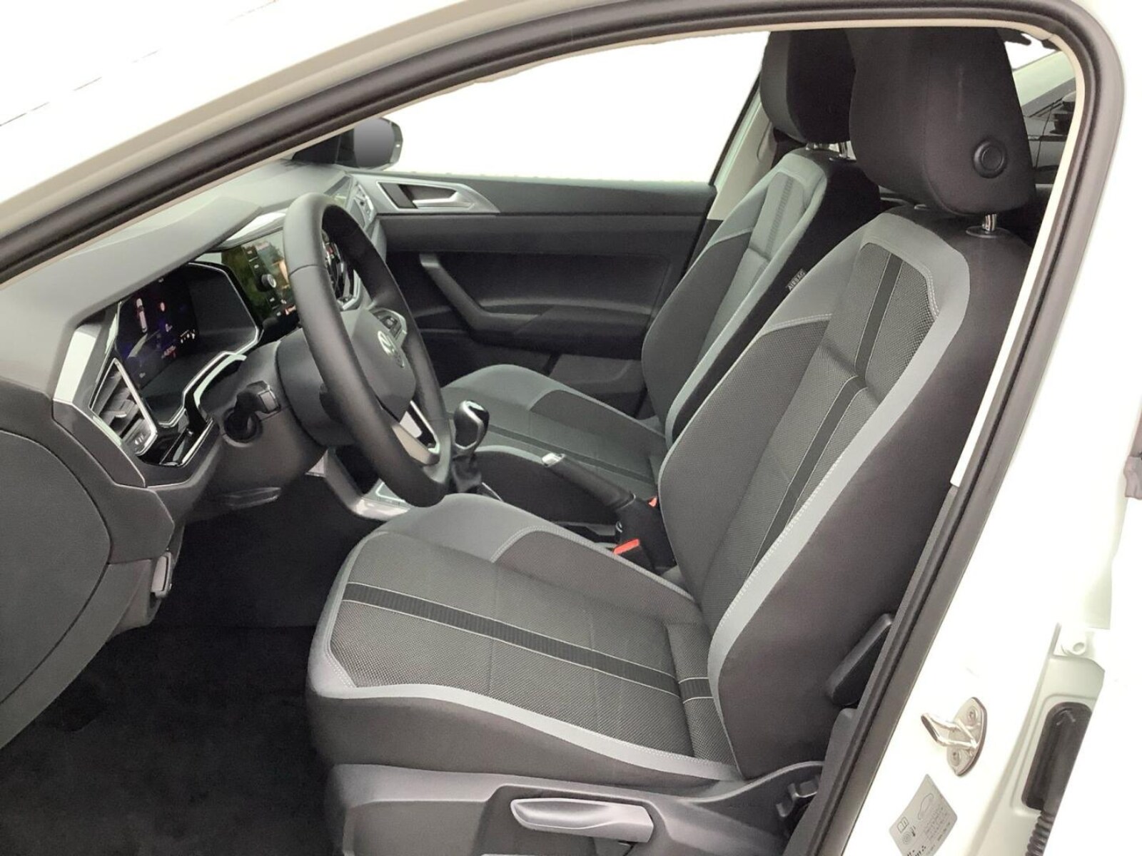 Volkswagen Polo – Bild 8