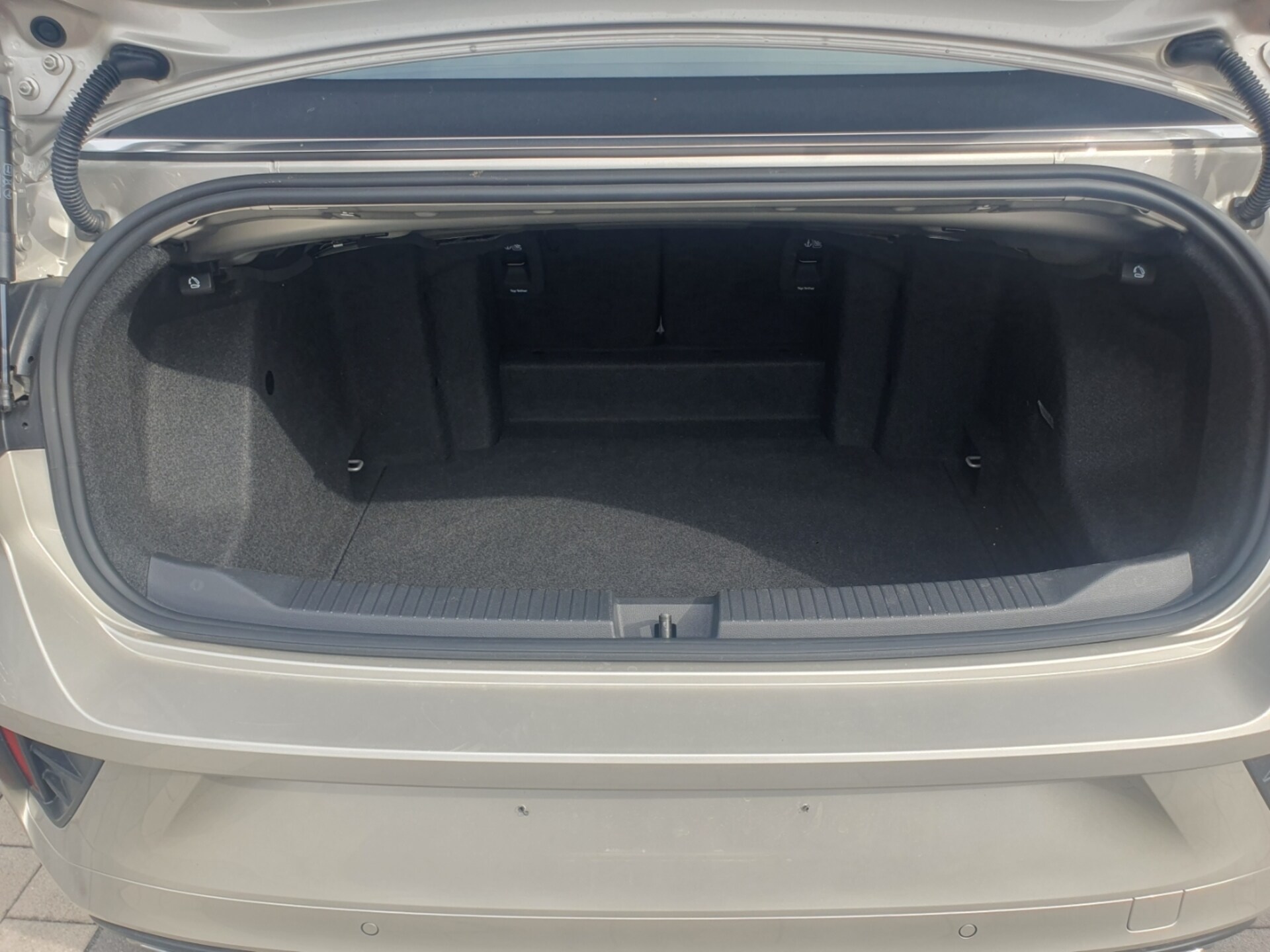 Volkswagen T-Roc Cabriolet R-Line