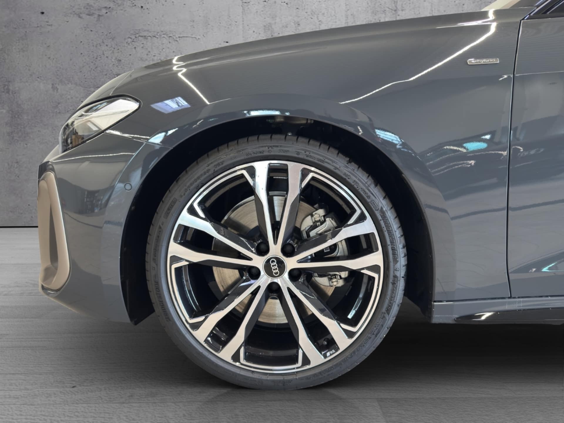 Audi A5 Avant e-hybrid edition one