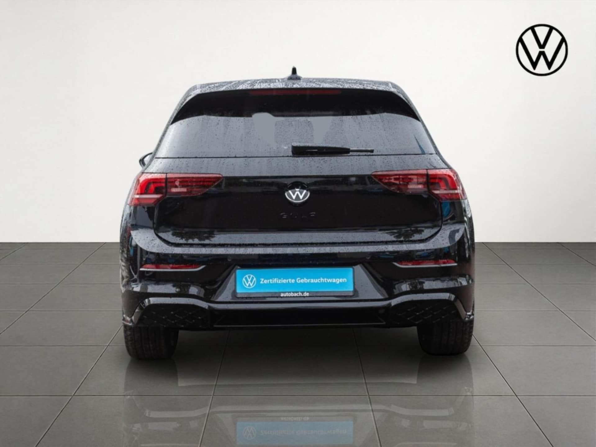 Volkswagen Golf R-Line