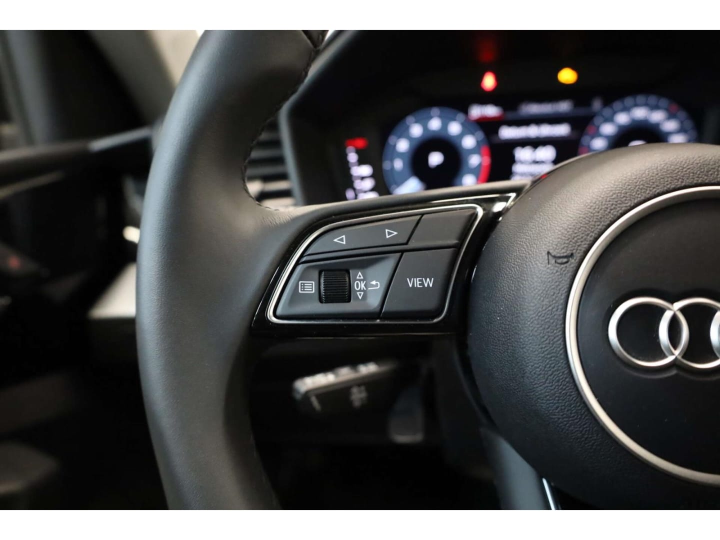 Bild über Audi A1 Sportback advanced 30 TFSI S tronic - für weitere Informationen kontaktieren Sie den Audi Partner