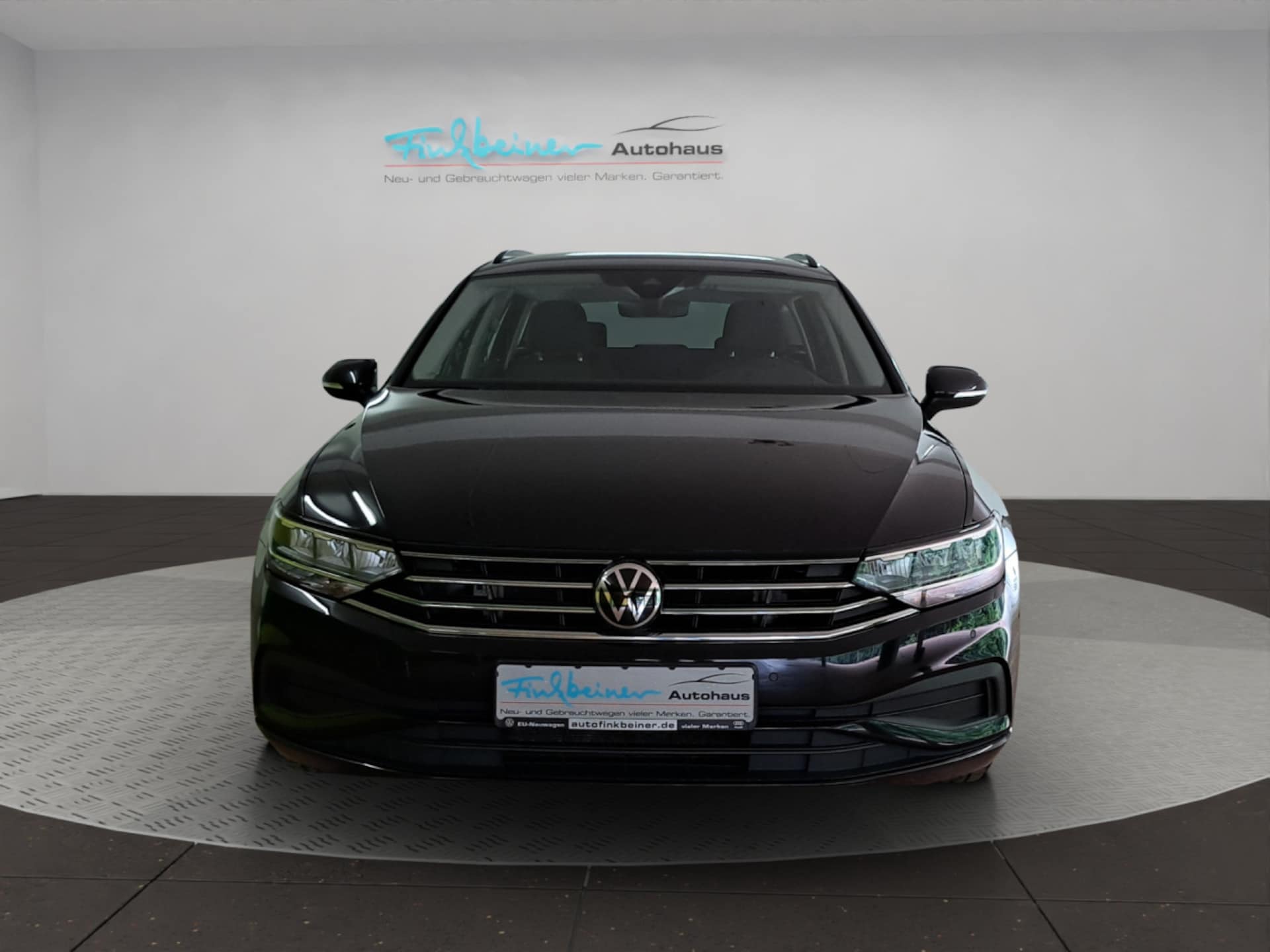Volkswagen Passat Variant Basis-Modell